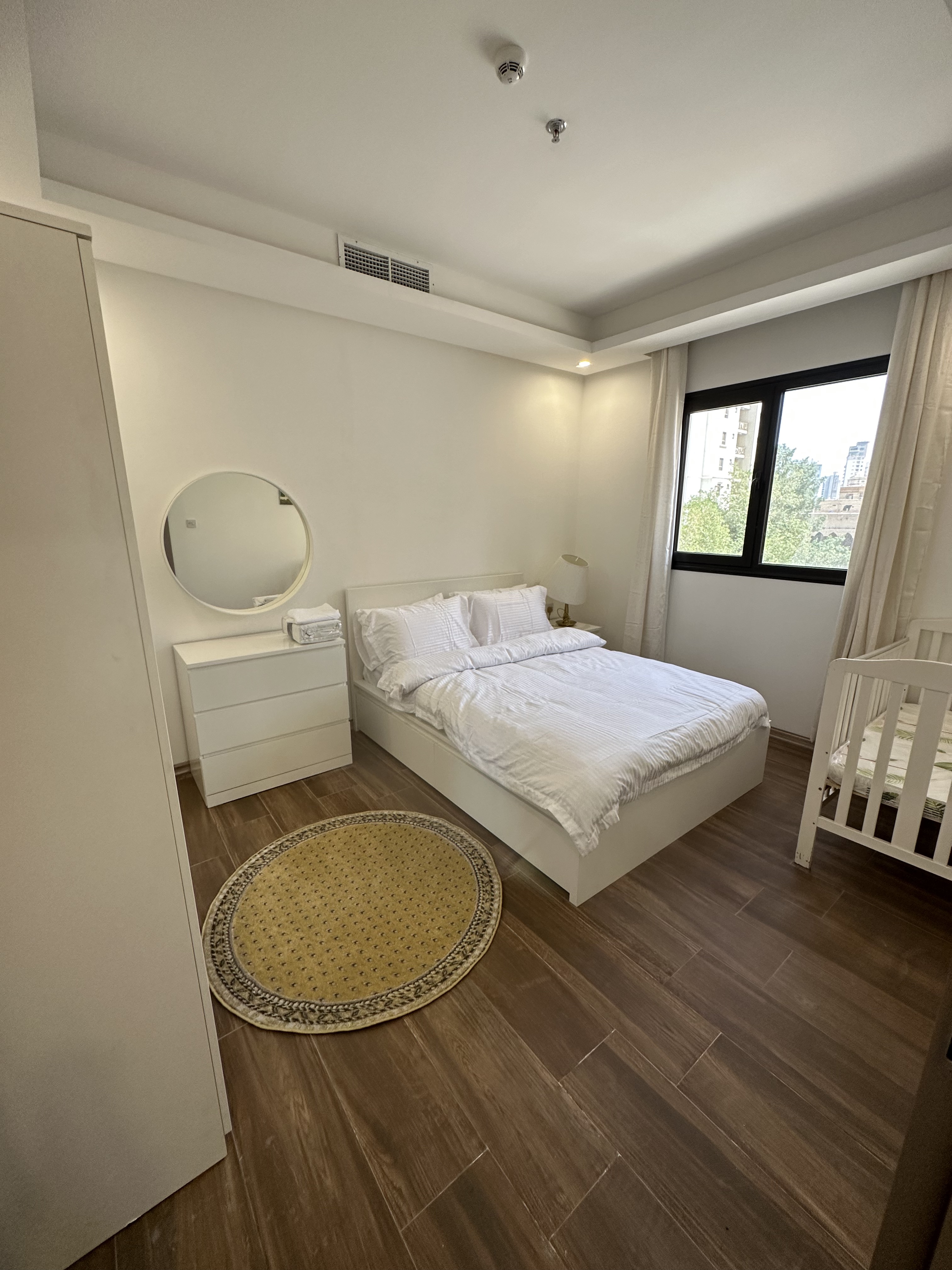 3 bedroom west suite city view