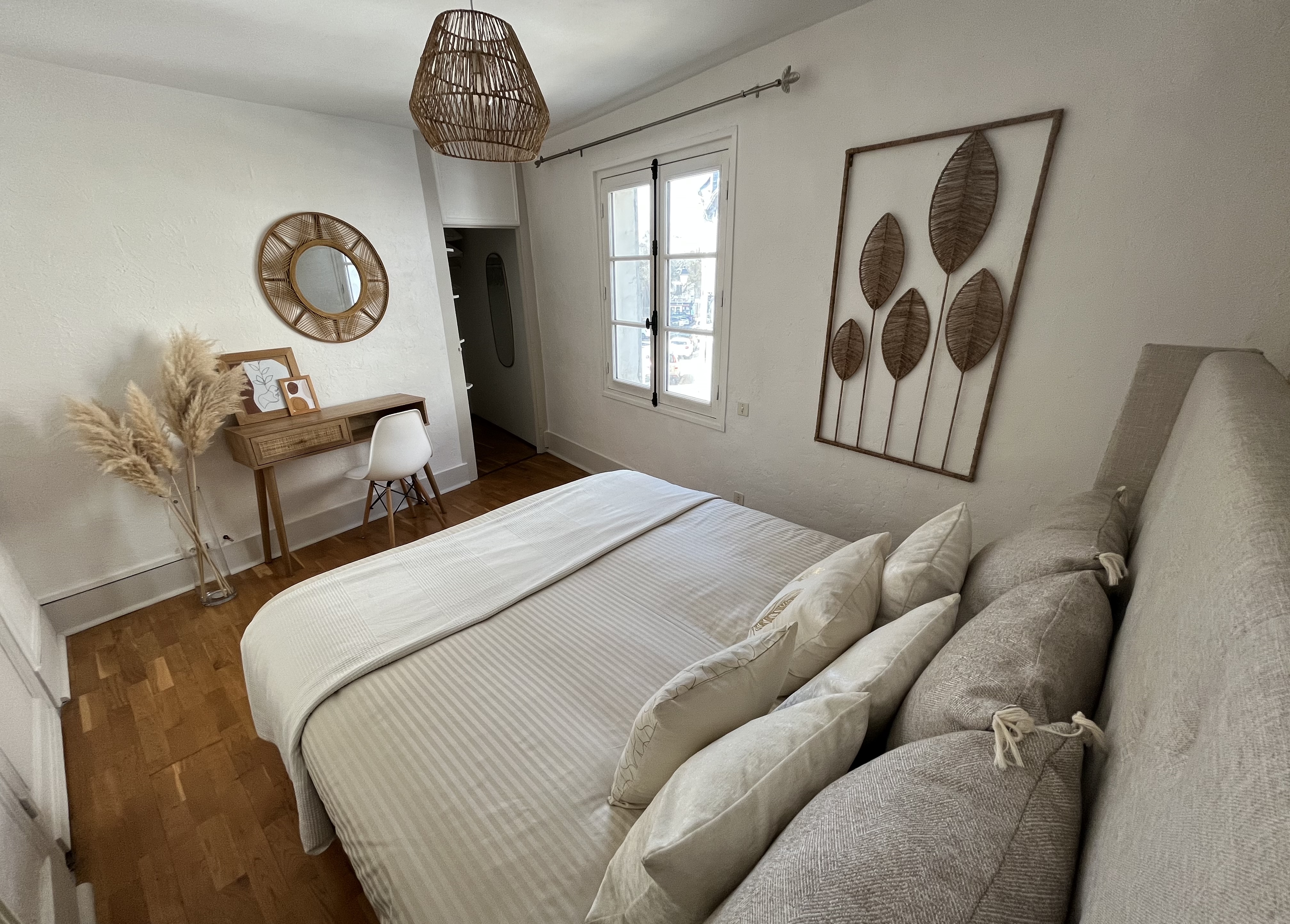 2 Bedroom Apartment Center