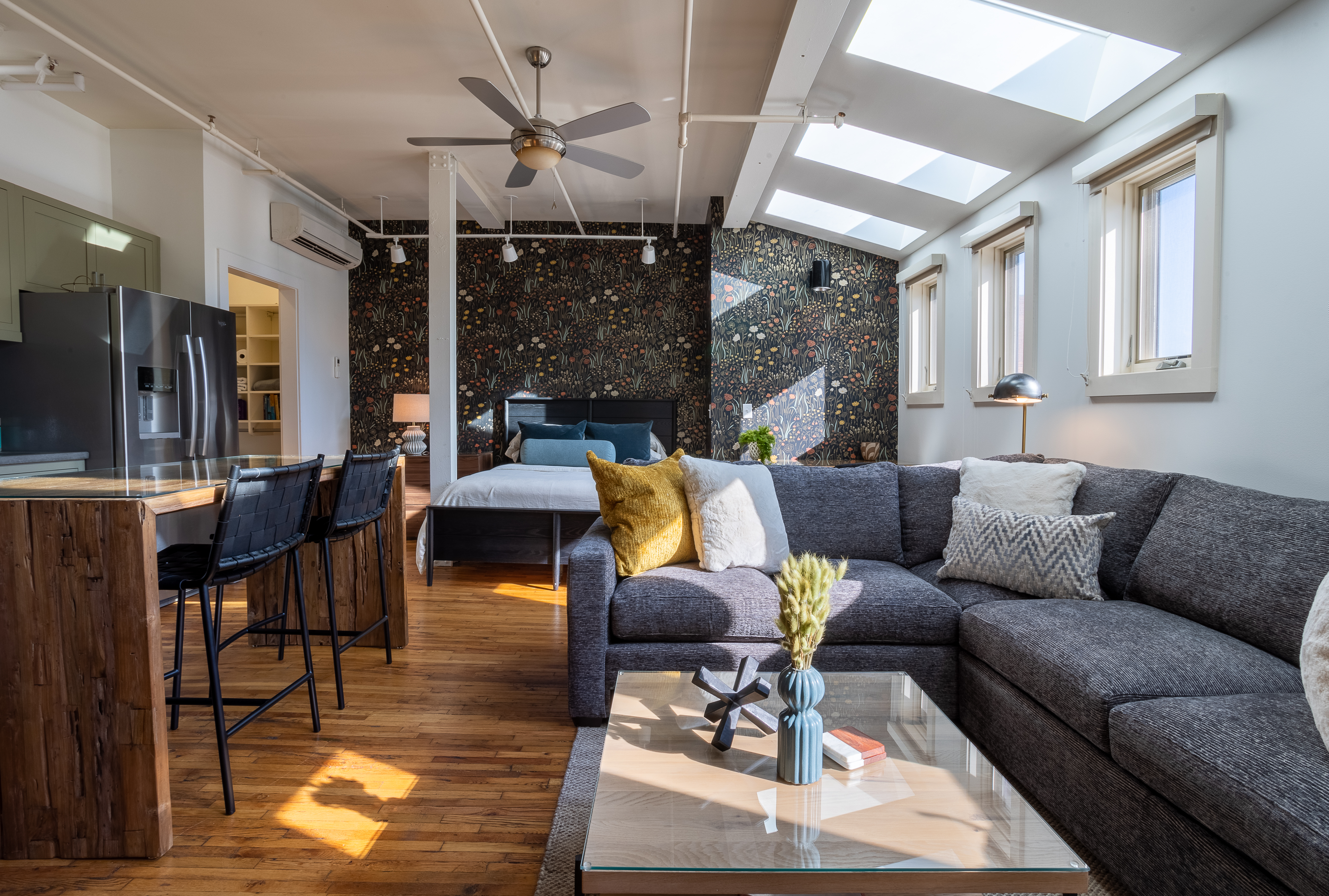 Modern Downtown Loft in 28801, Asheville