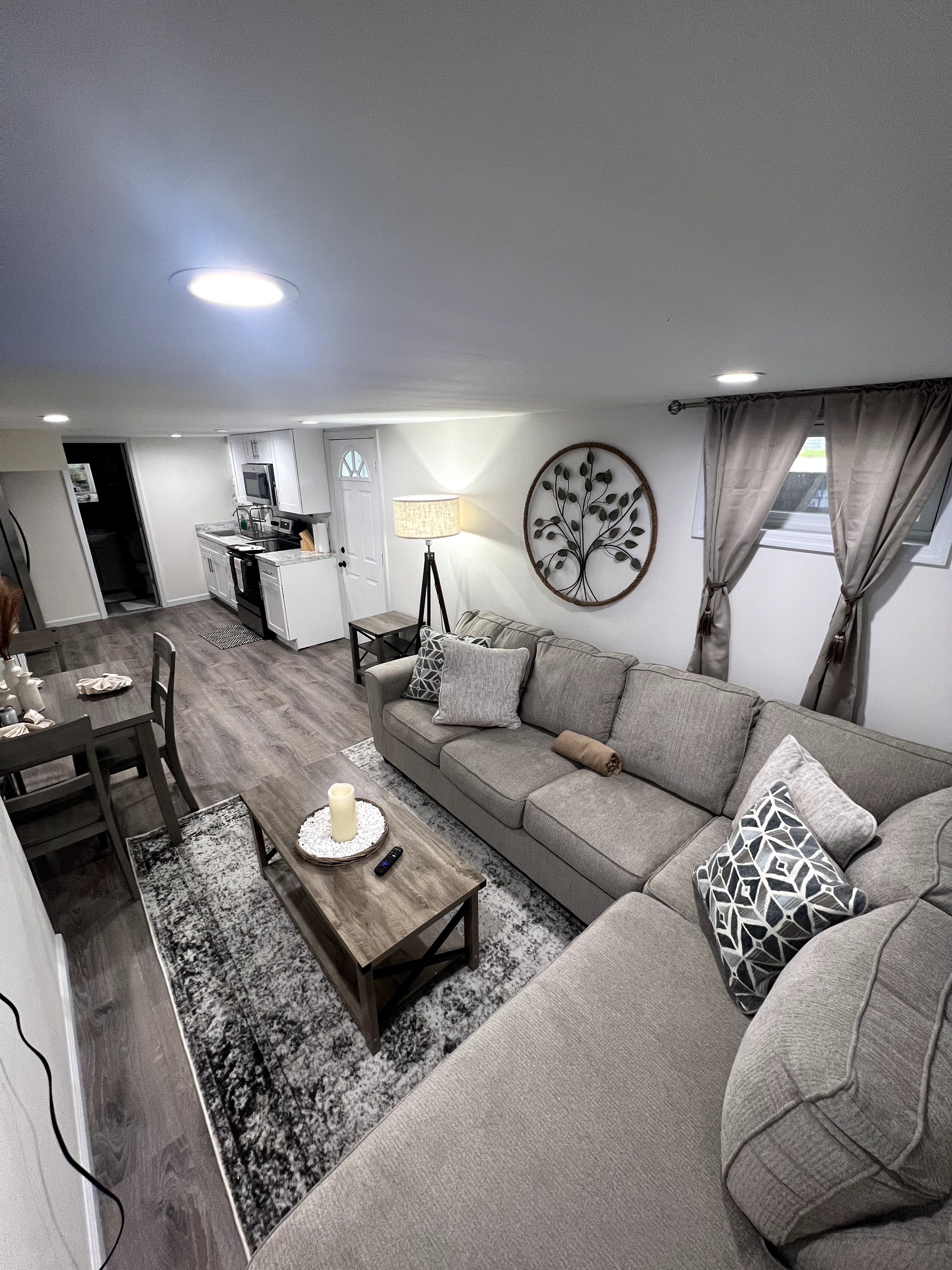 2Br, Pet Friendly, Travel Nurses, Extended Stay