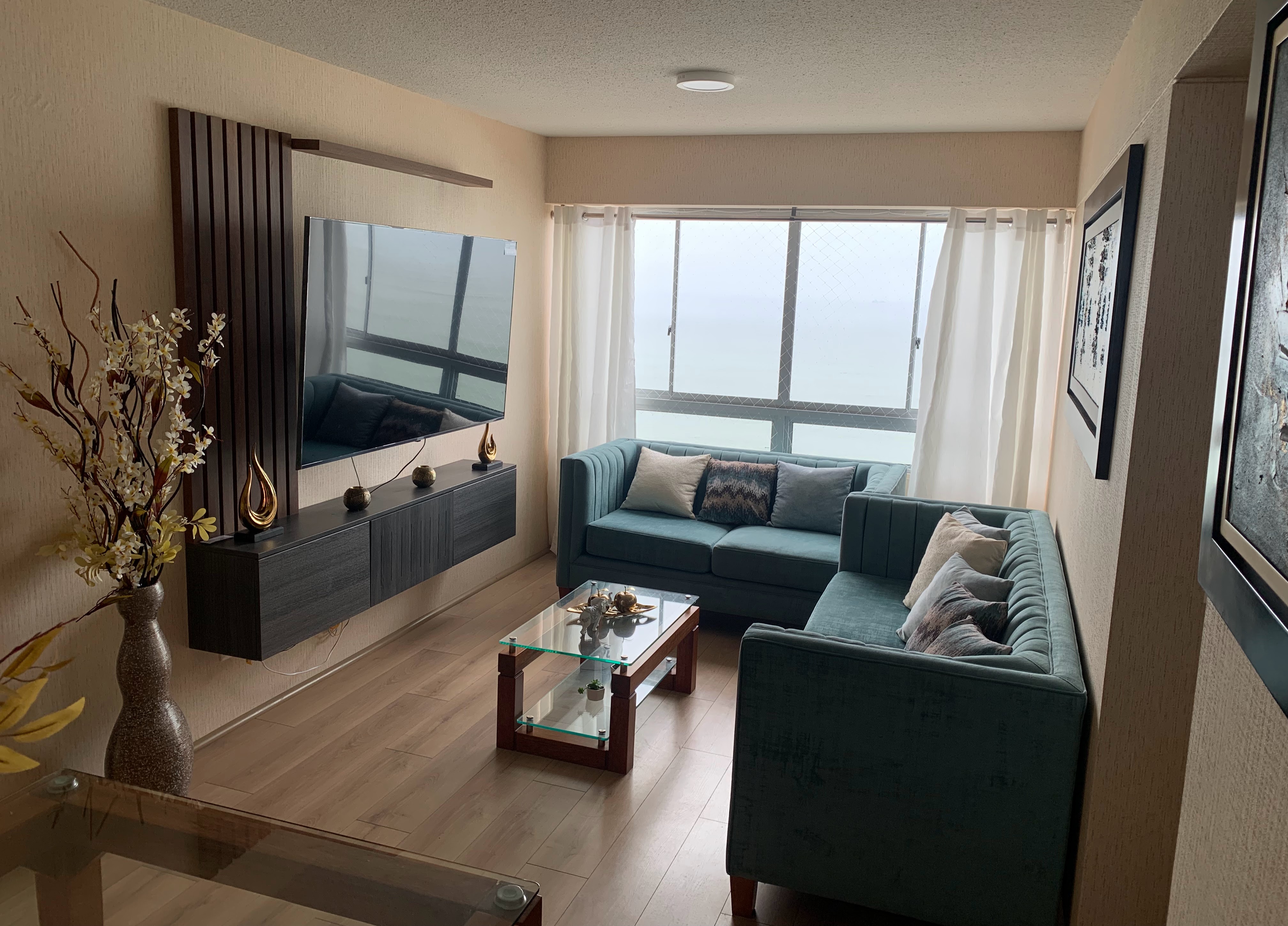 Apartment with ocean views in La Perla