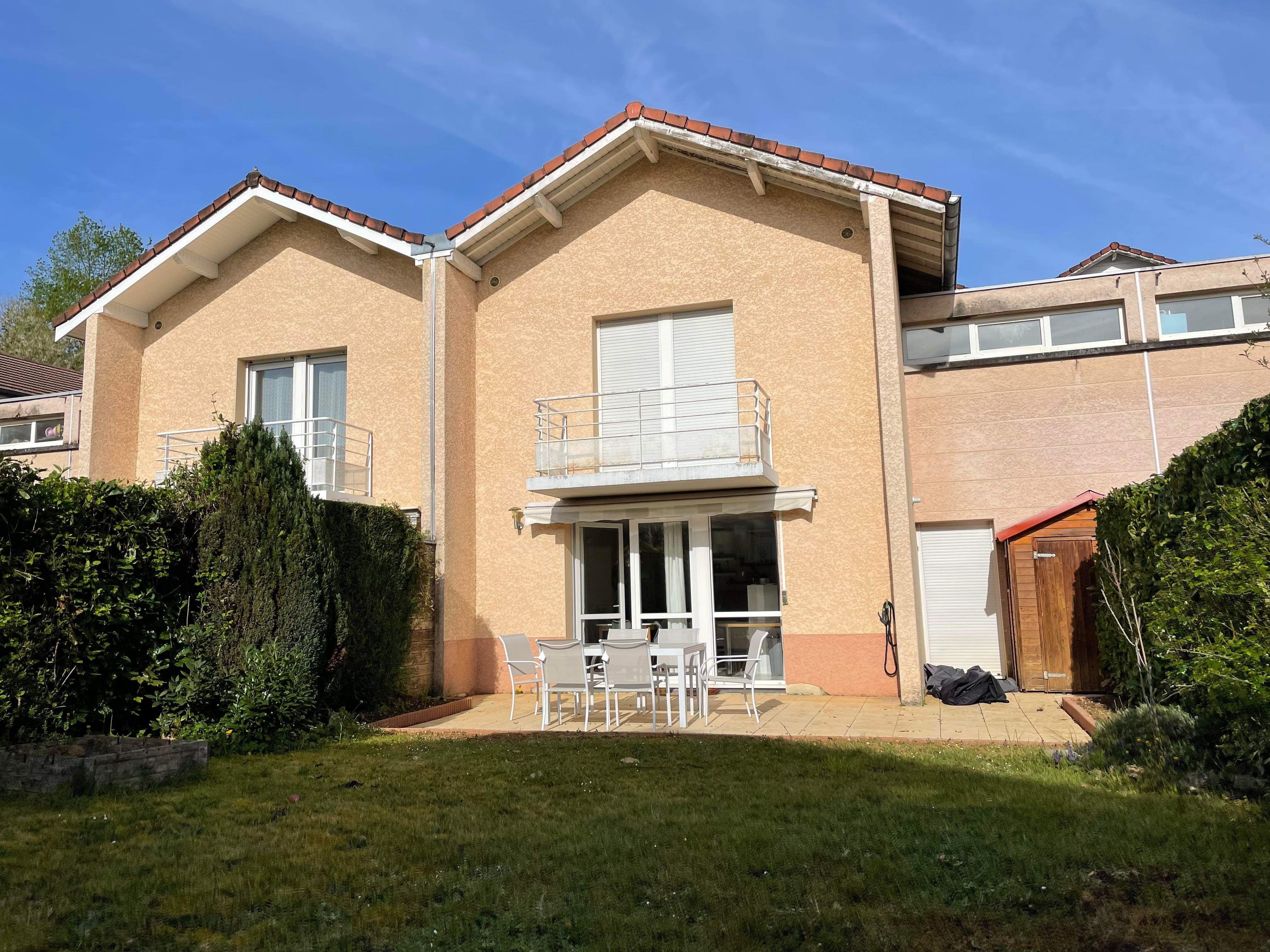 Tilleroyes house, residential, 3 bedrooms, garden