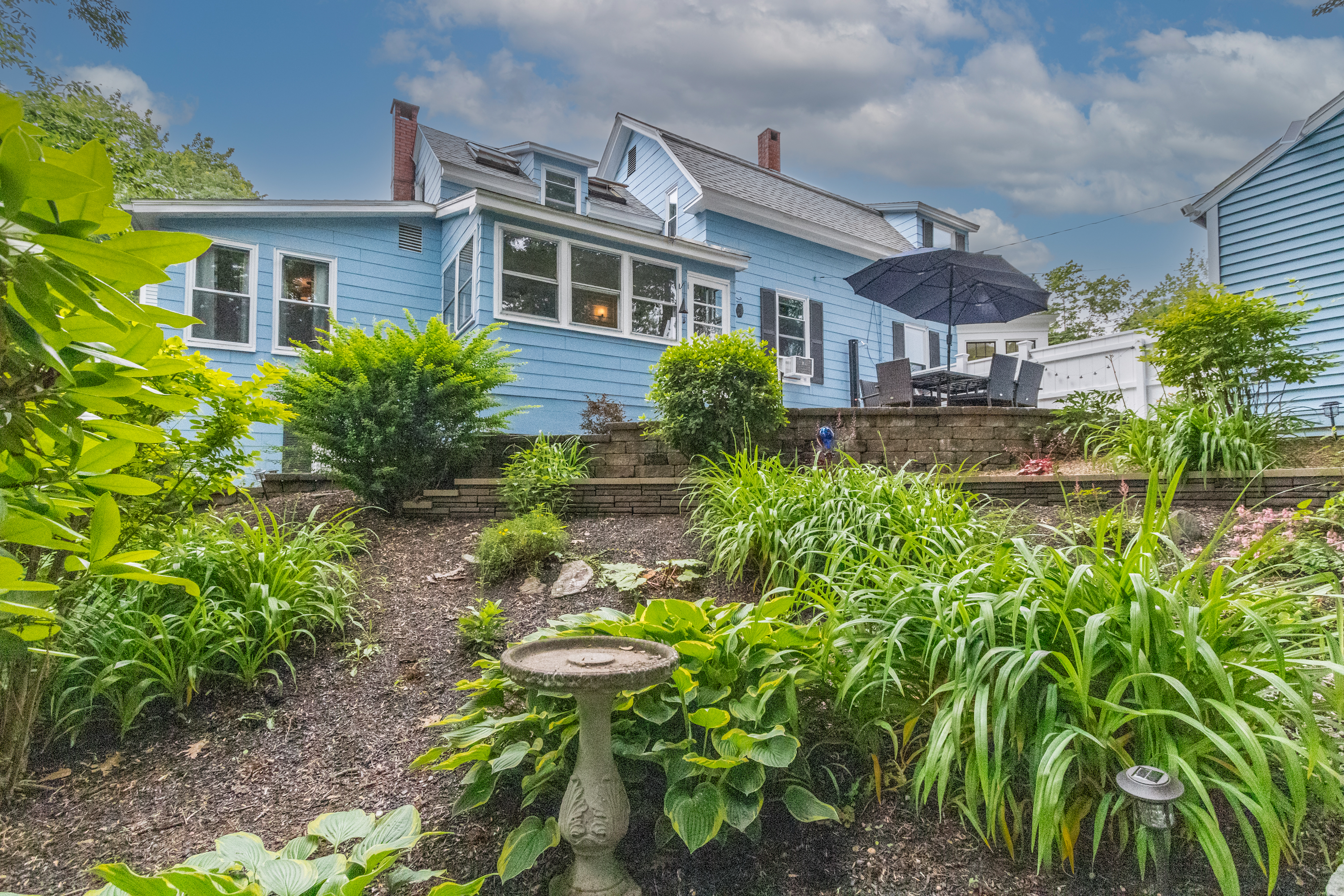 Charming 4 Bedroom OOB Home