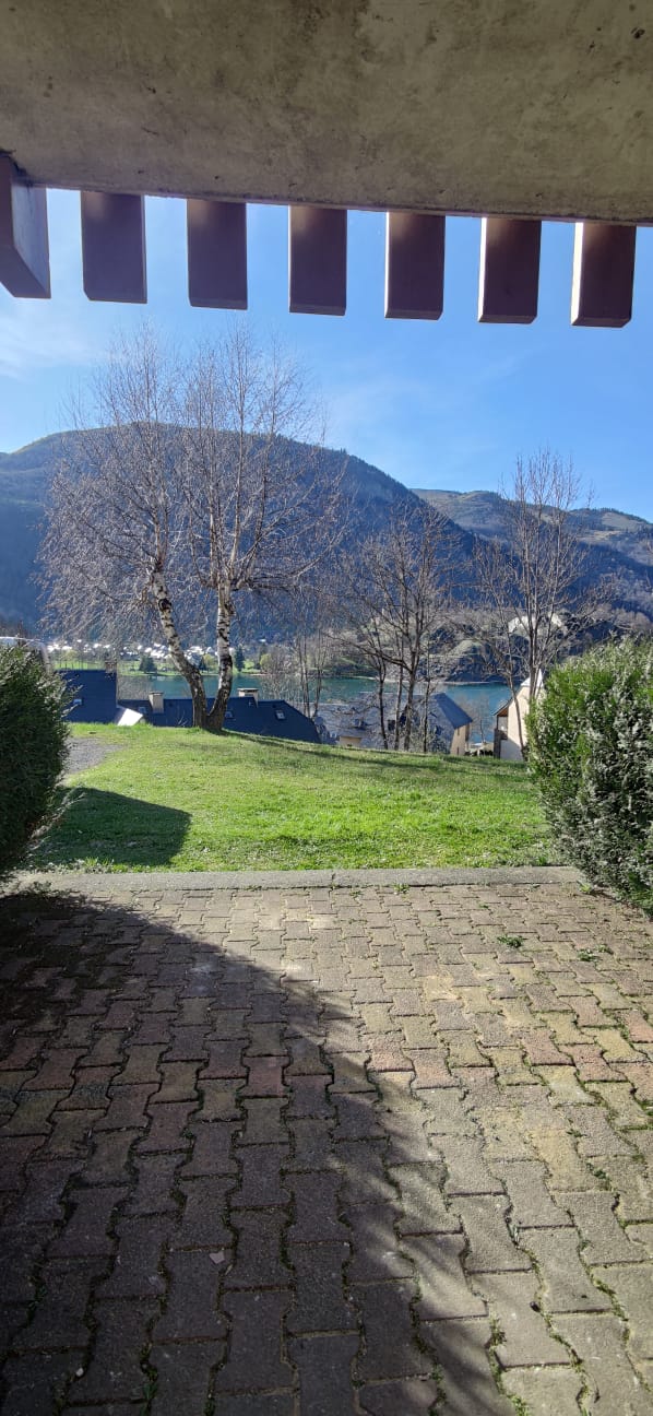 Studio on the ground floor and lake view