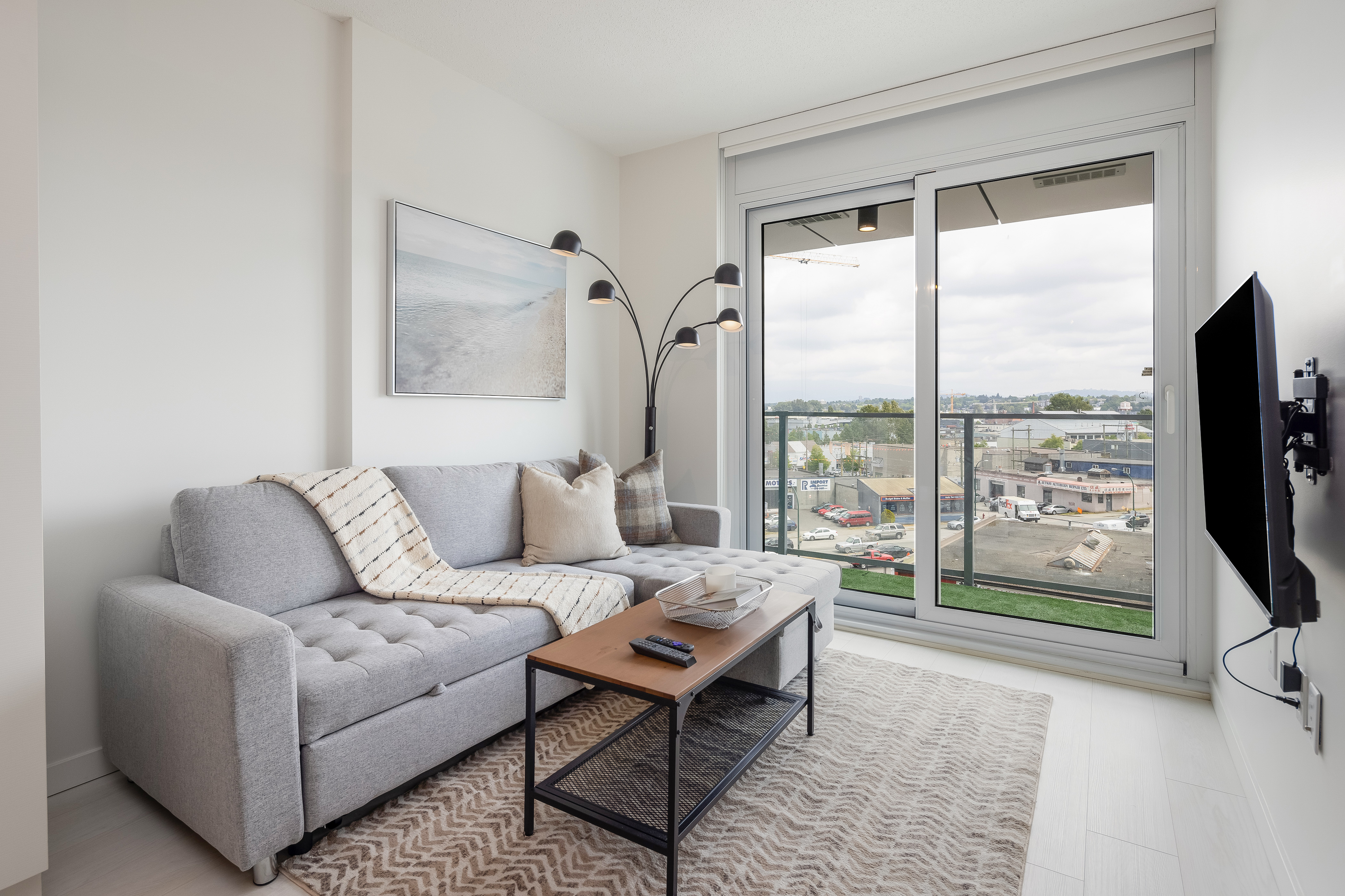 AC/GYM/3 Bed/Sleep 5/Olympic Village!