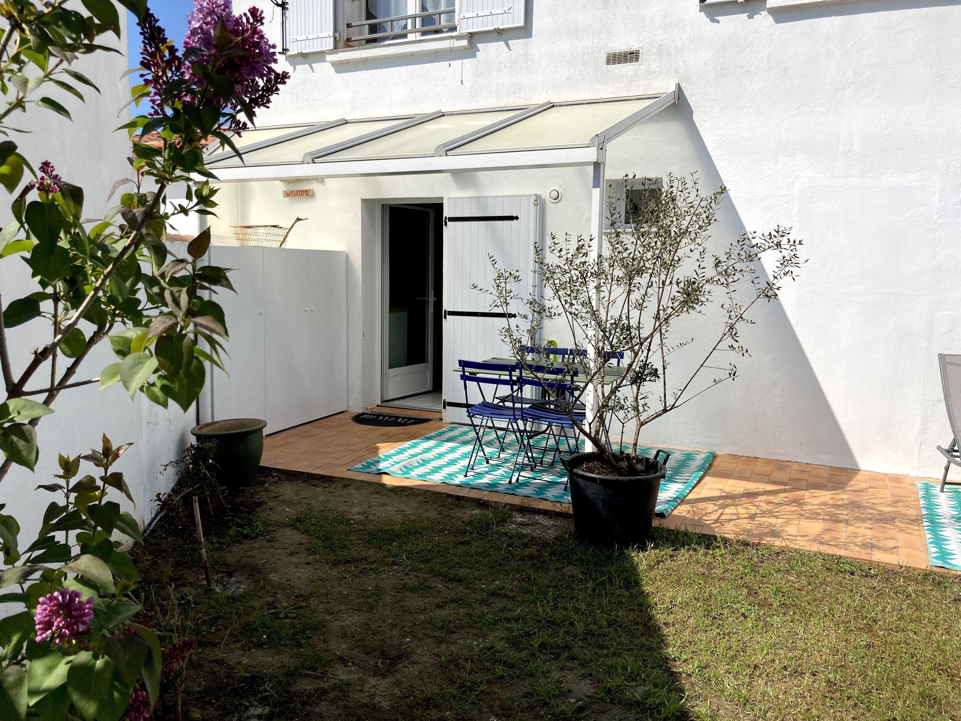 Le Pas de côté: T1 with garden