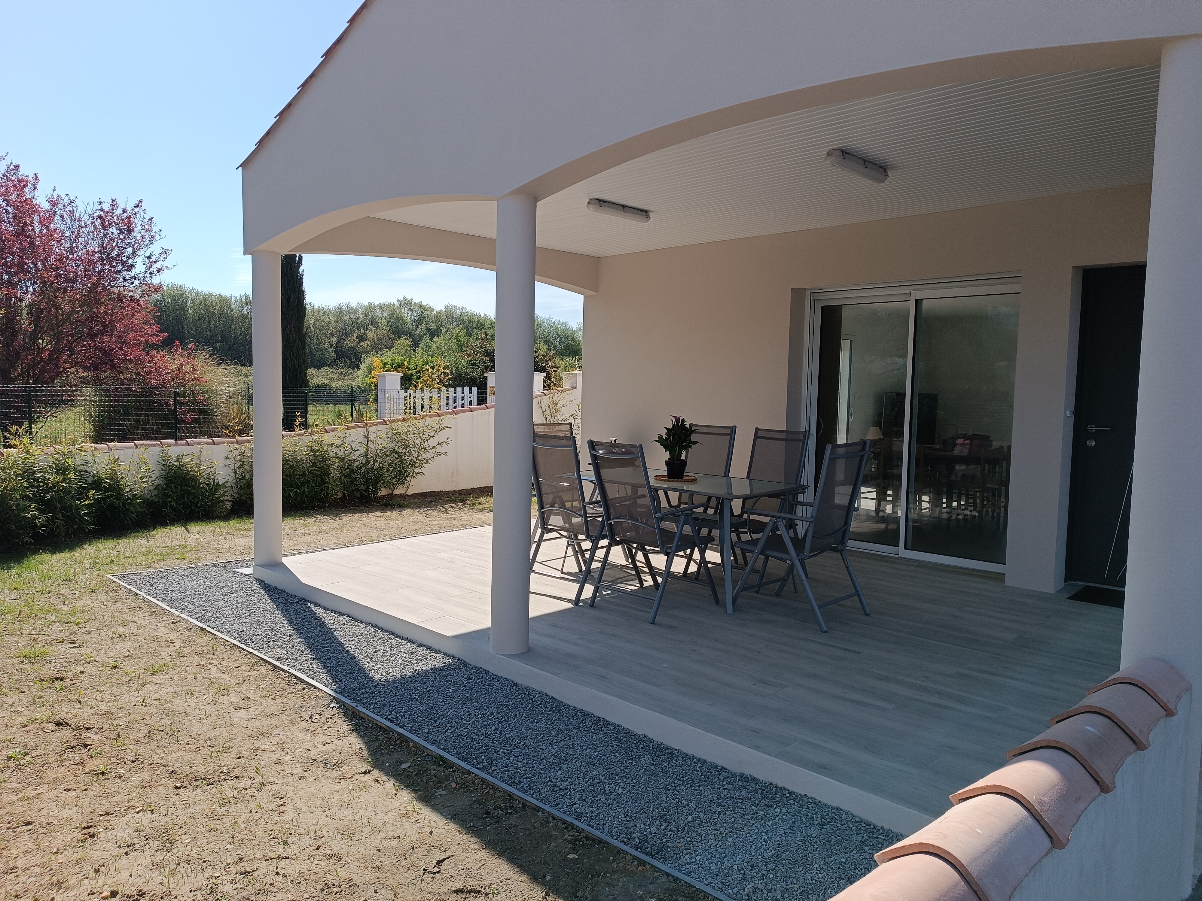Quiet cottage with garden 20 minutes from the beaches.