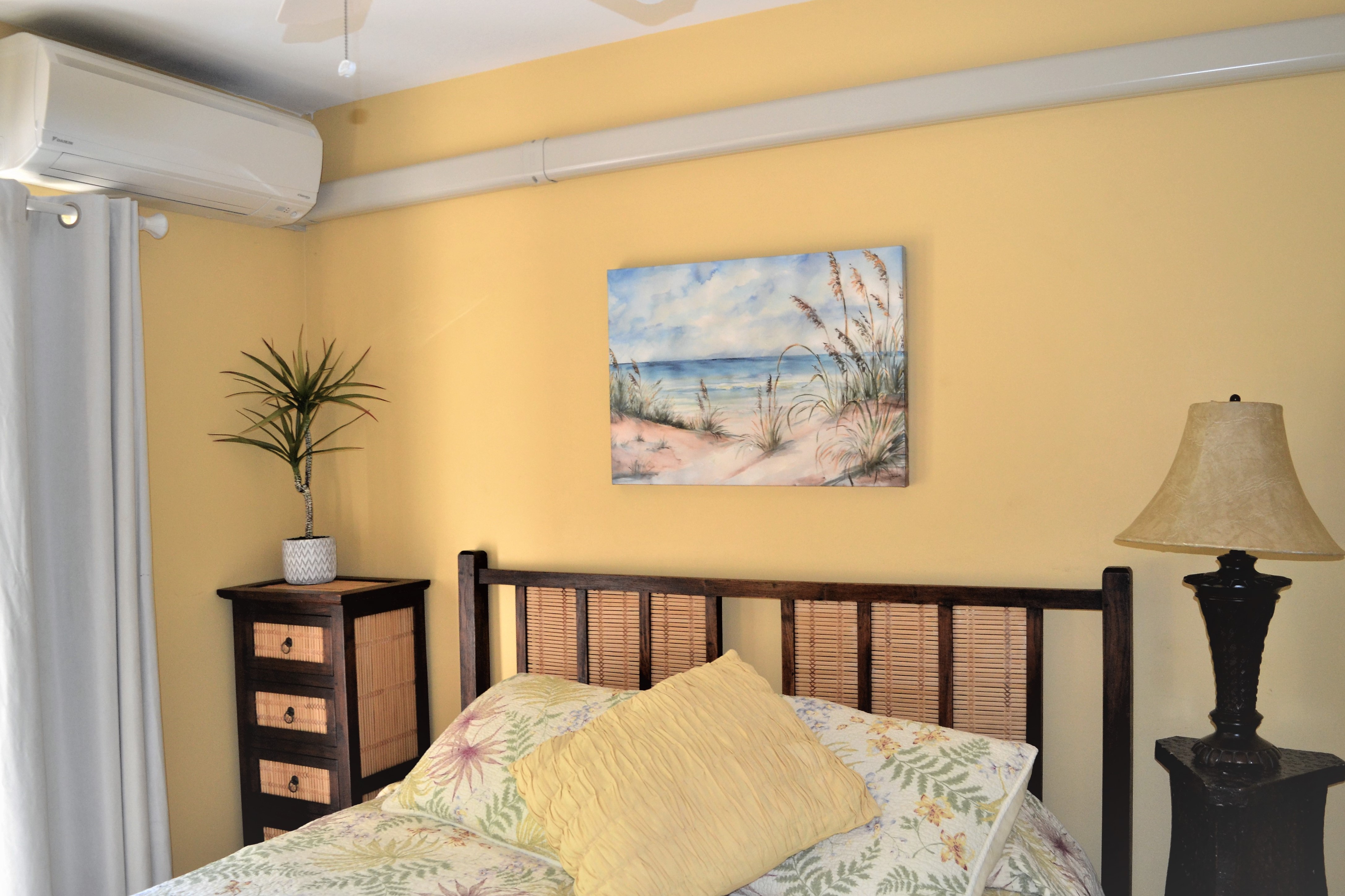 Island Comfort Beautiful Condo Ocean views AC Condominiums for