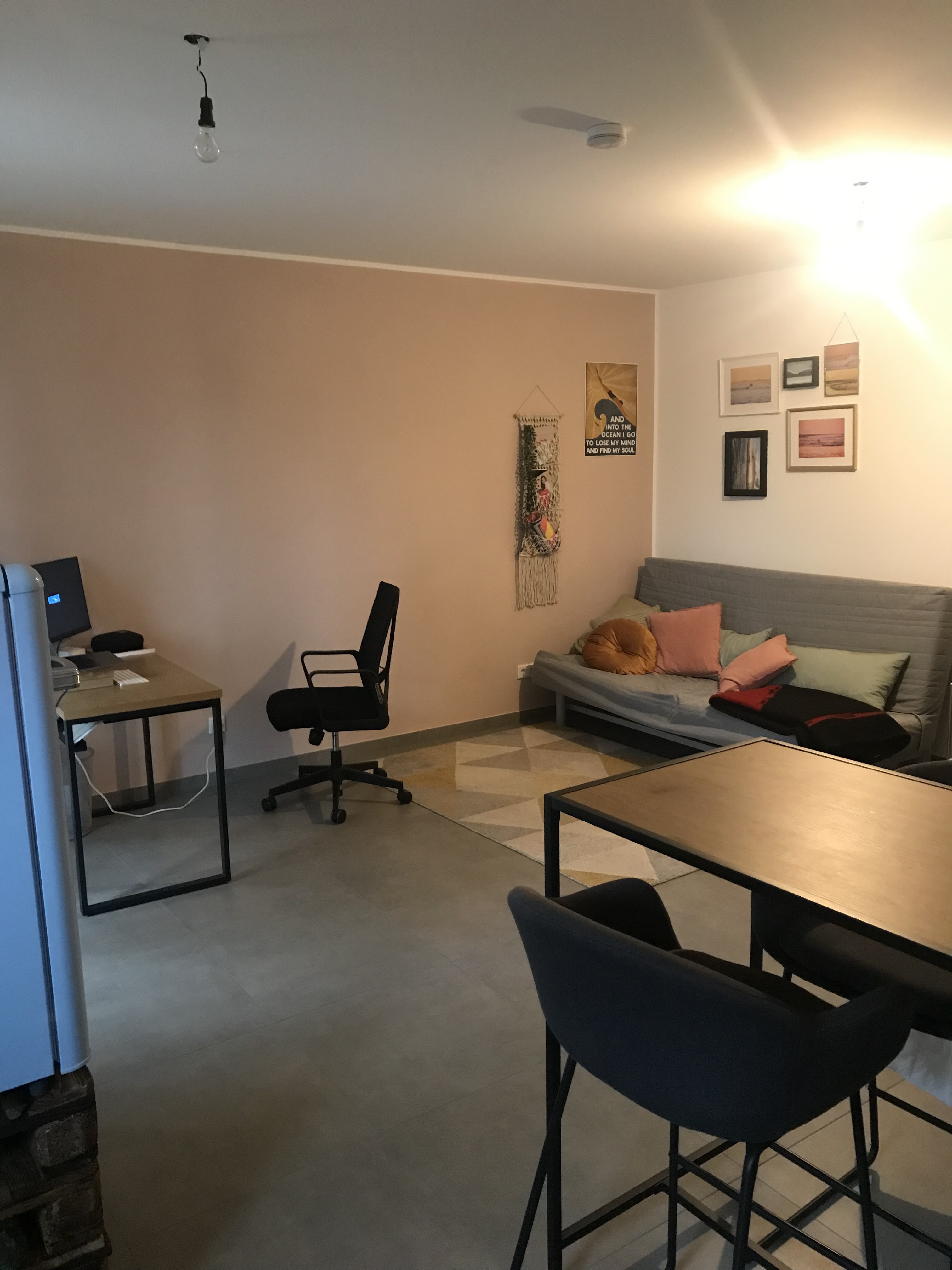 Modern quiet apartment close to Cologne