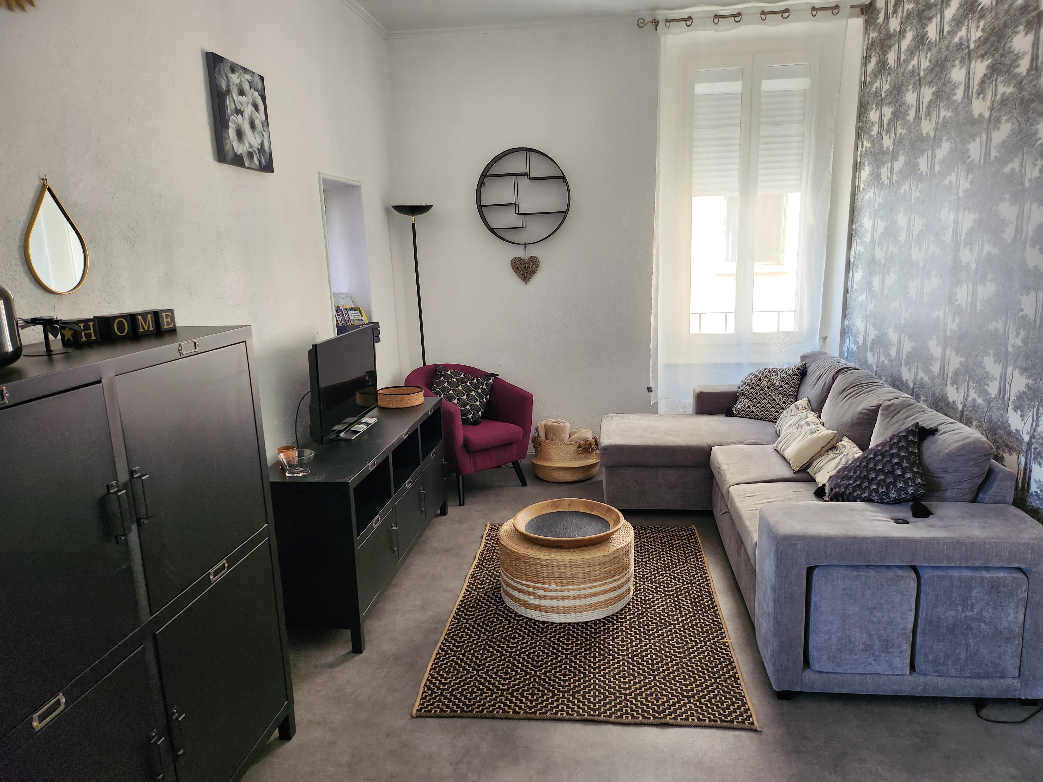 Apartment - center - city