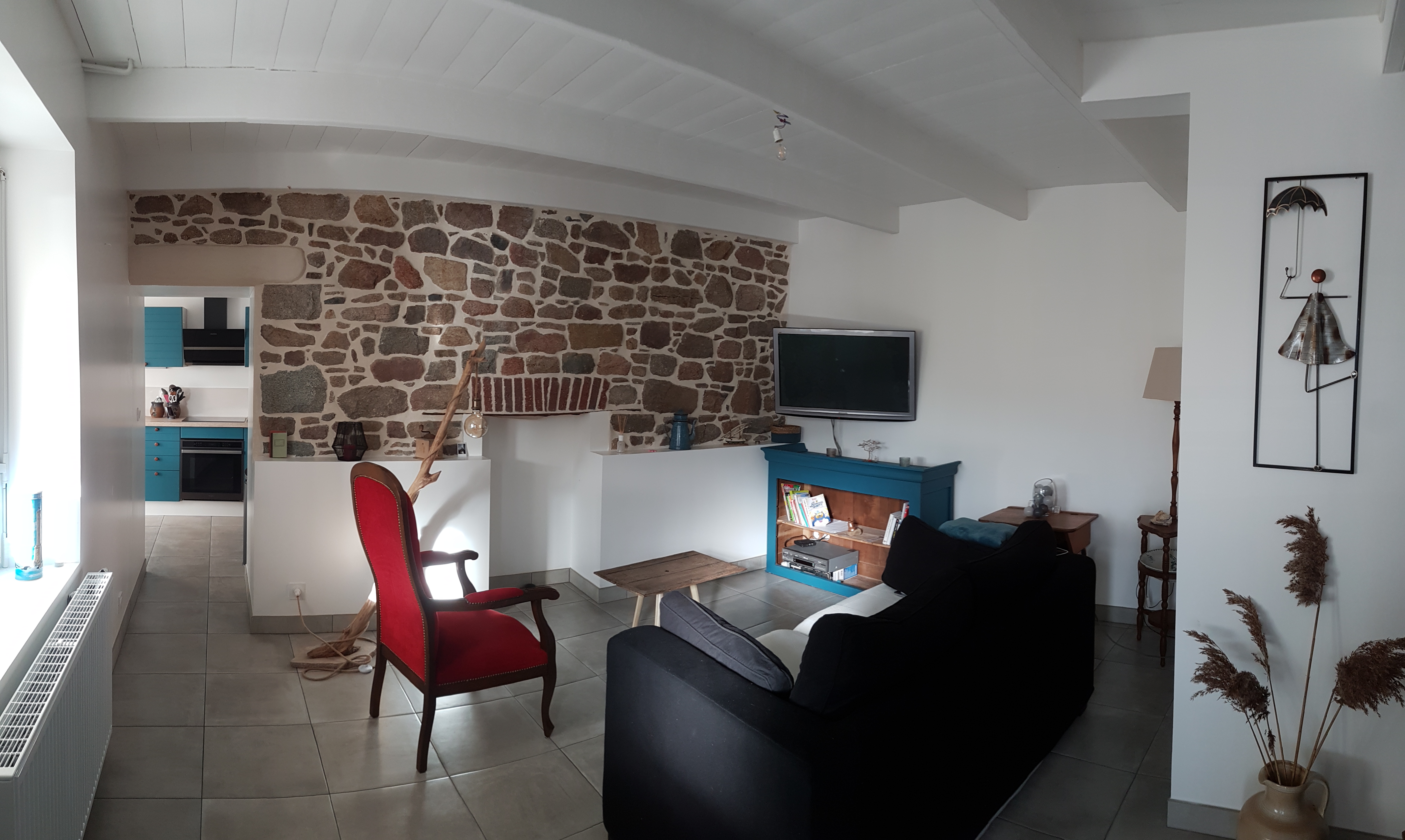 La maison aux Hortensias, it's all-inclusive.