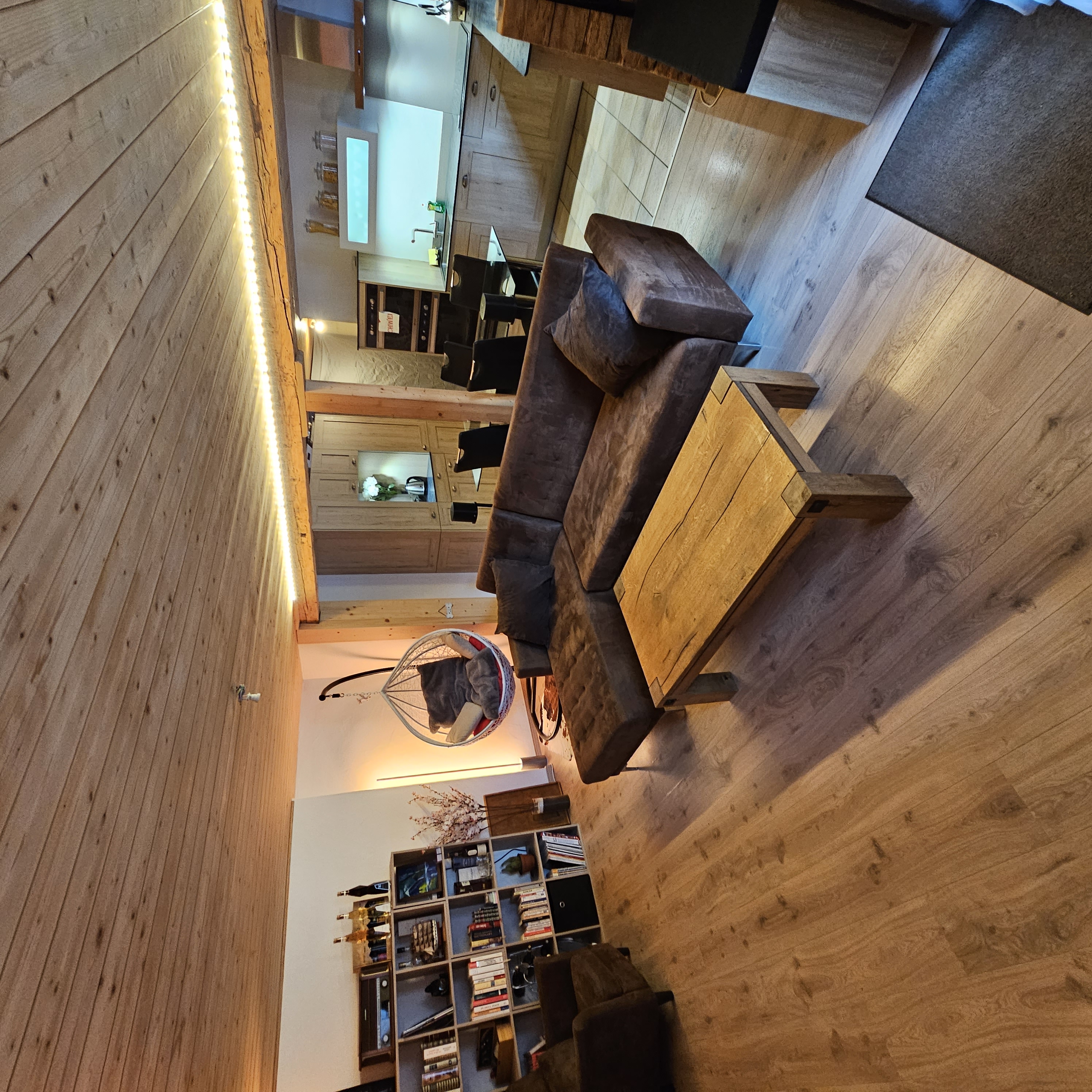 Charm and Luxury. Mountain Stay in Champéry