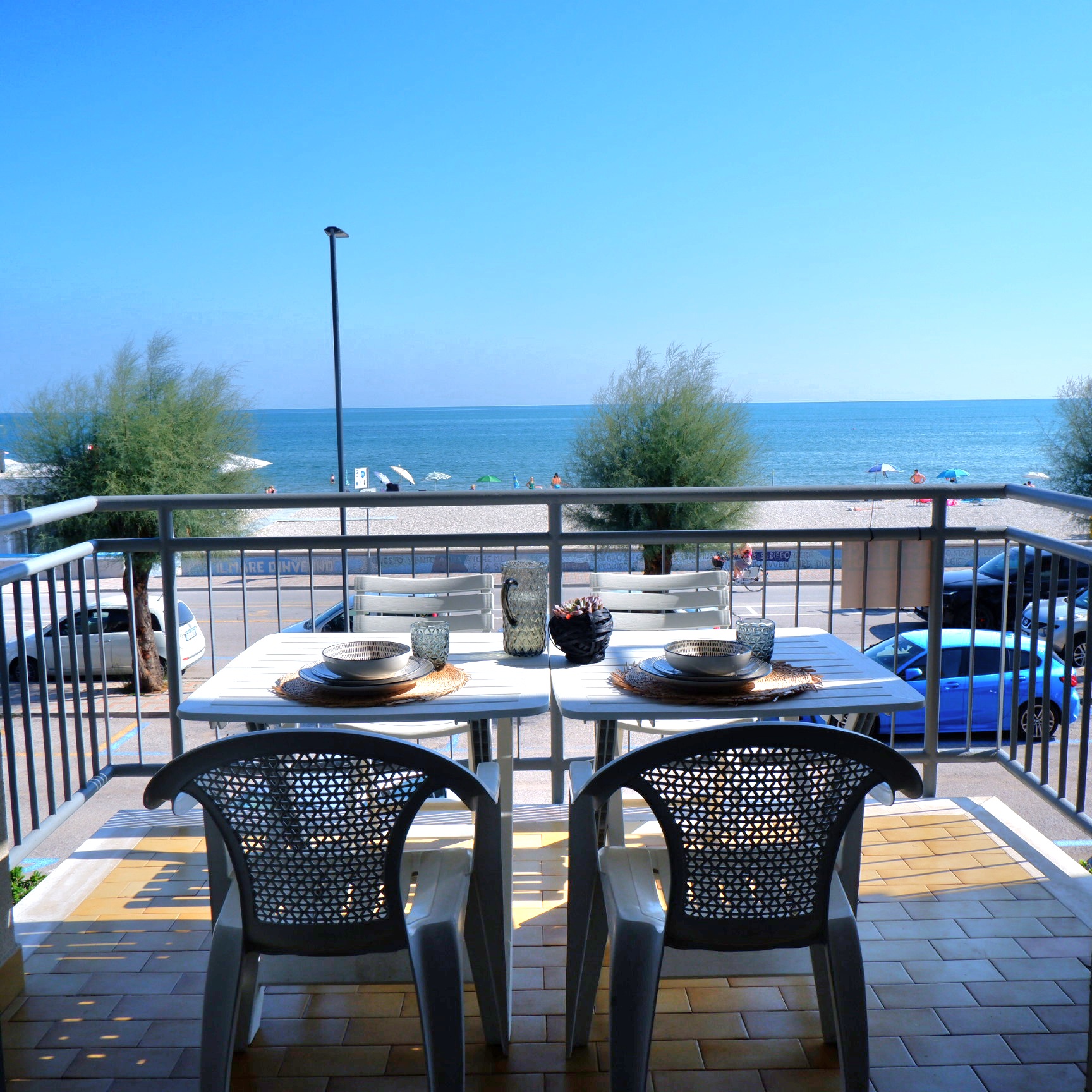 CASA MIRABLU–Seafront Apartment