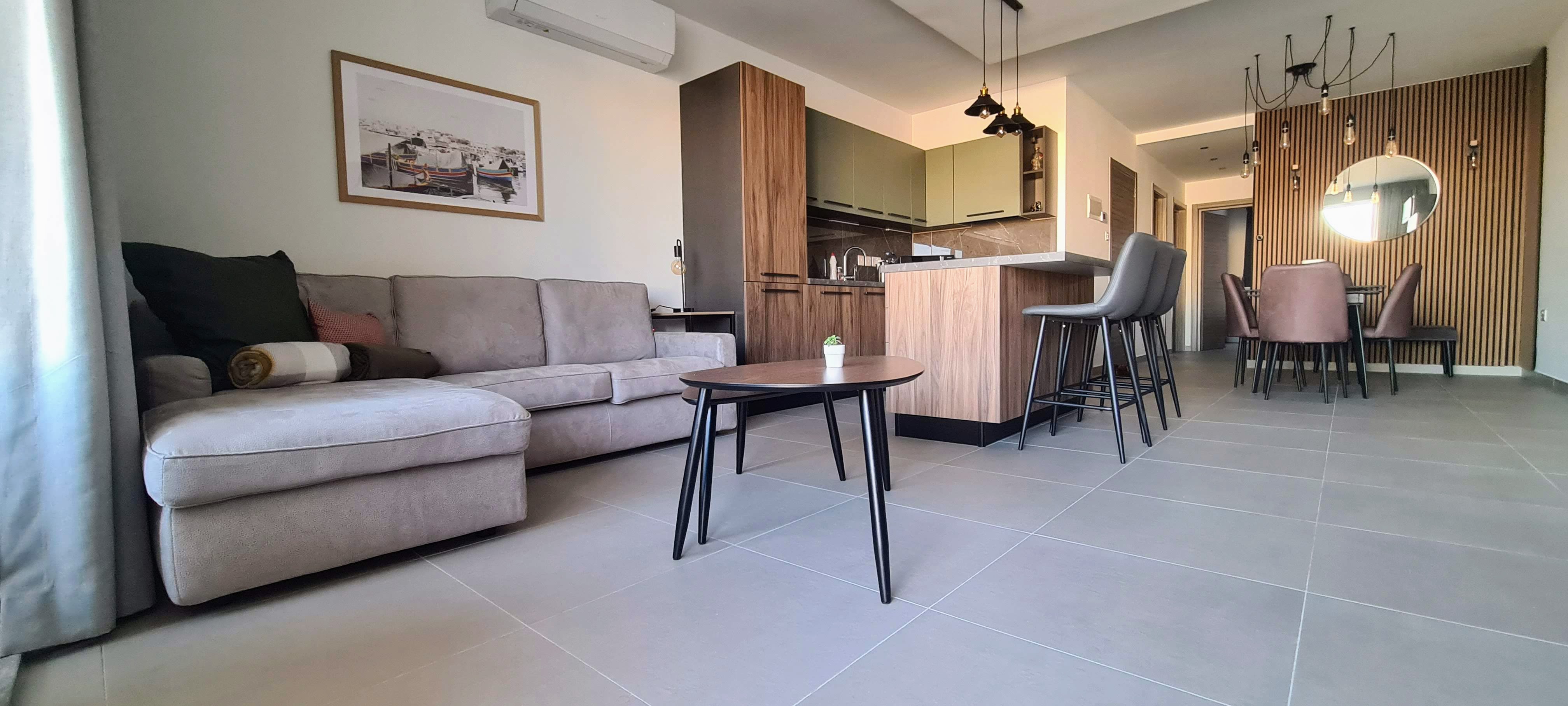 Coze, A home away from home