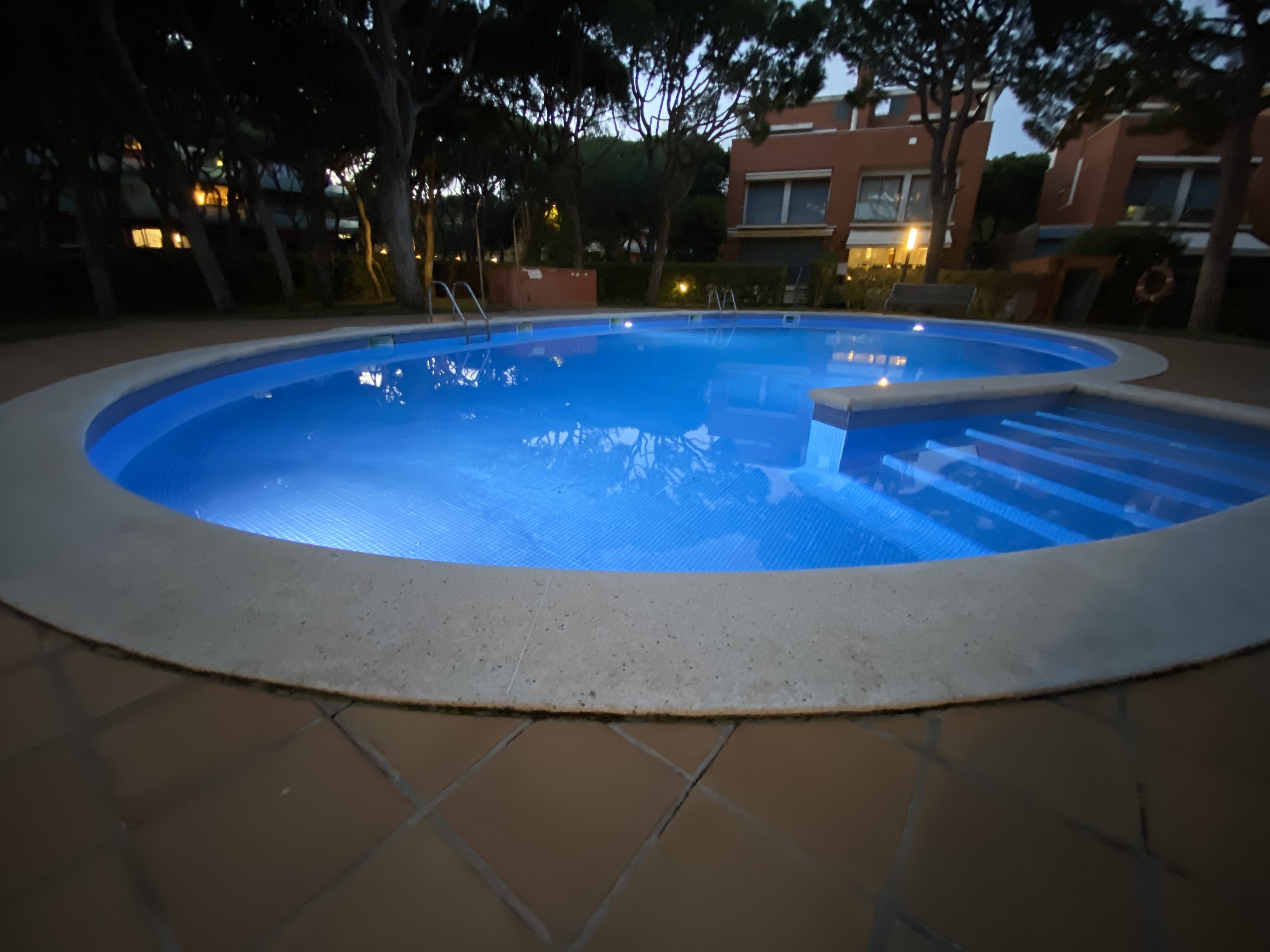 Three Rooms and More in Casa Unique Playa Gavà