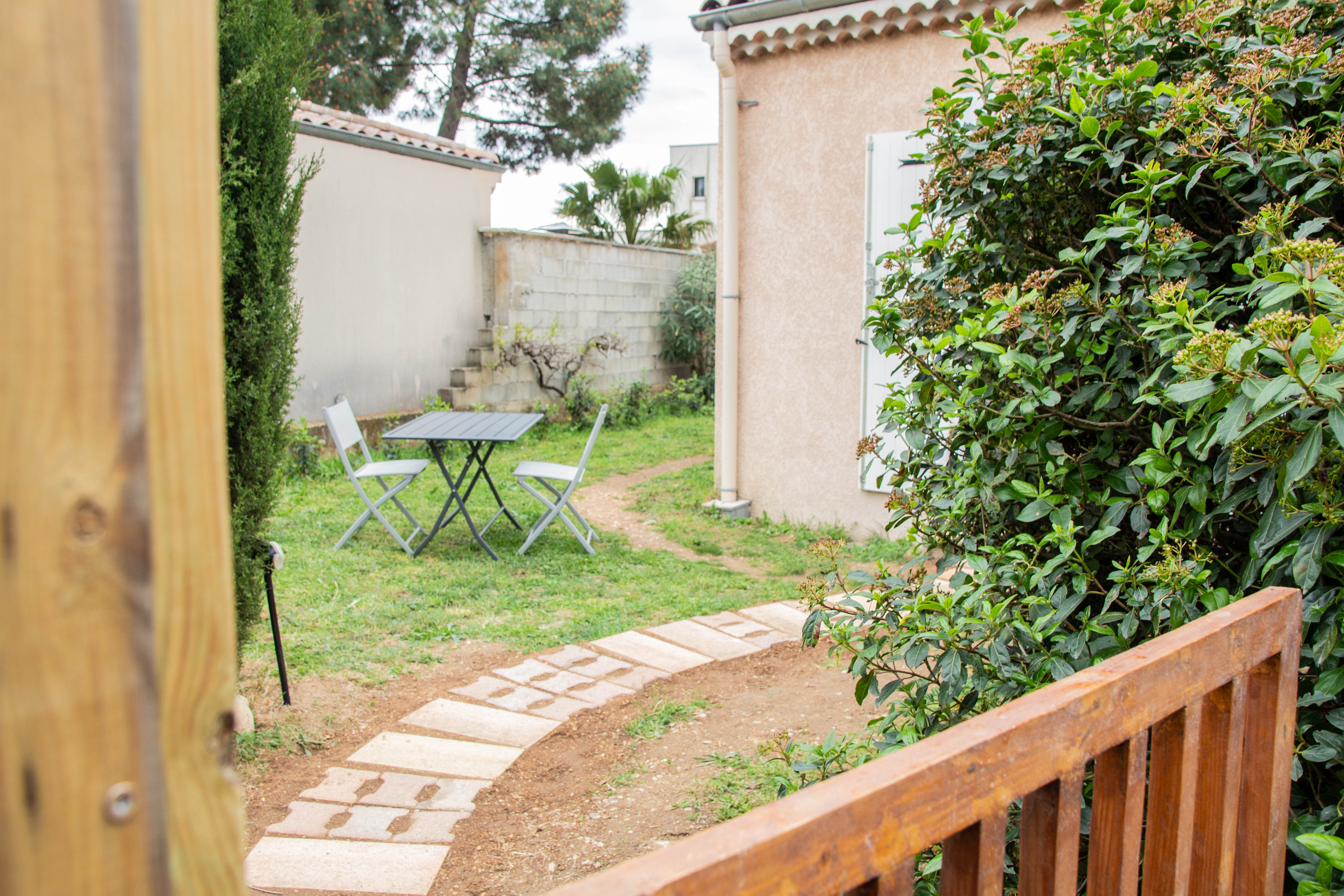 Very nice accommodation with a garden in Drome Provençale
