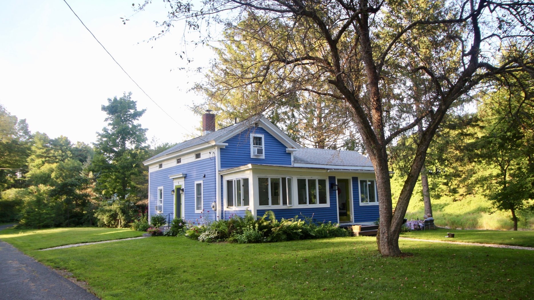 The Blue House on the Bend