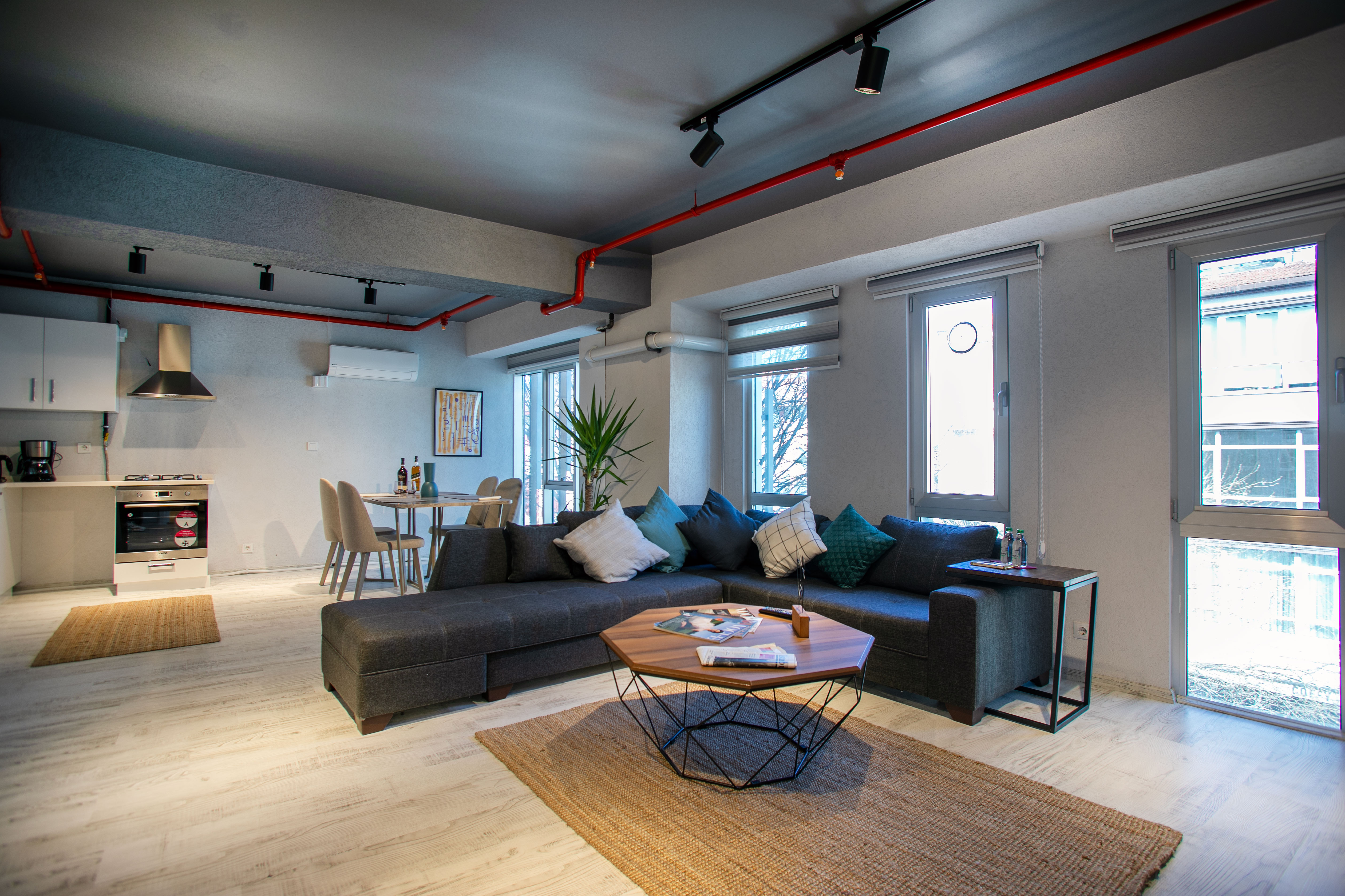 NEW! Luxury Loft Flat 5 mins away by the Sea /Nr:2
