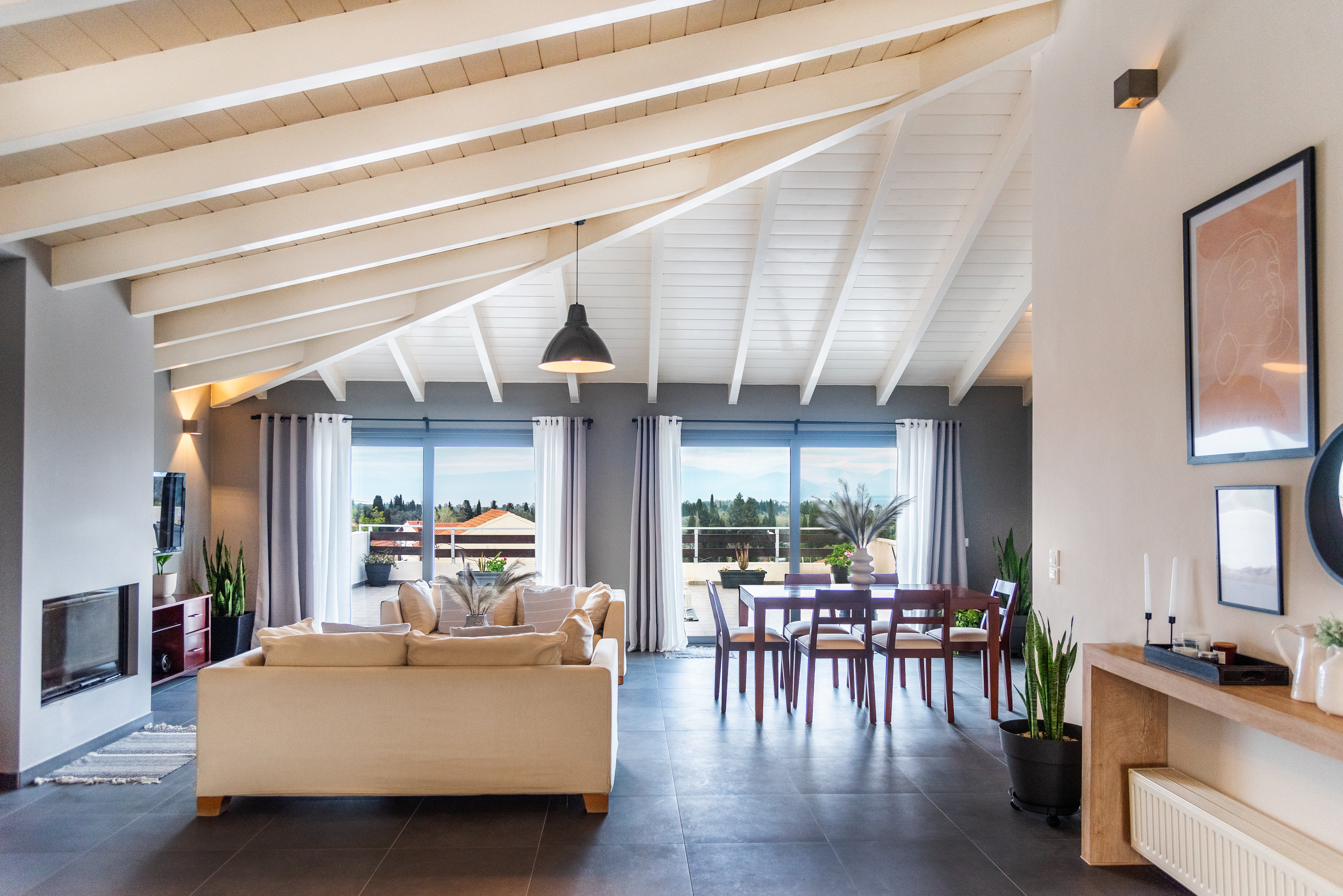 Inalia Modern House