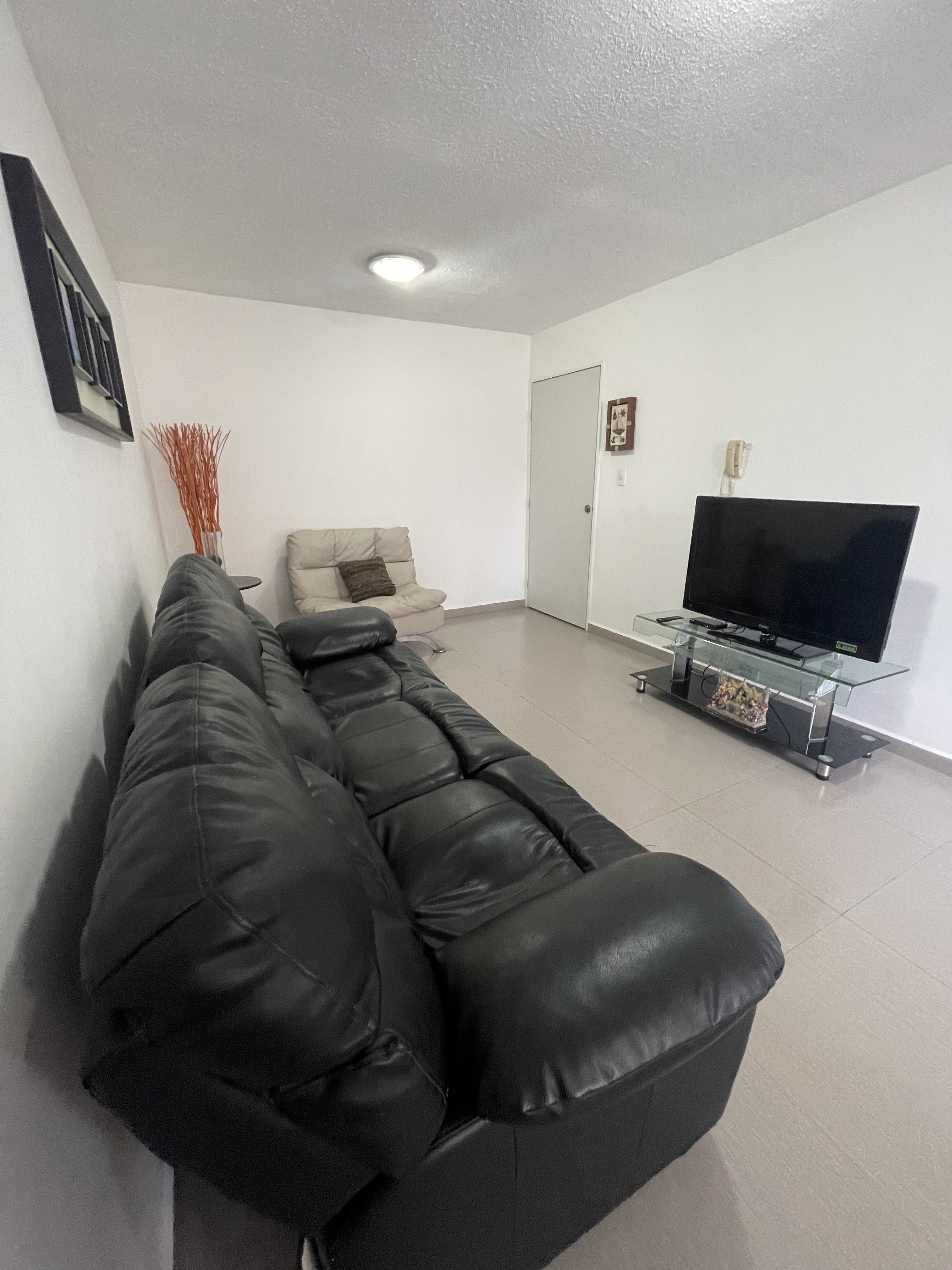 Apartment with beach access