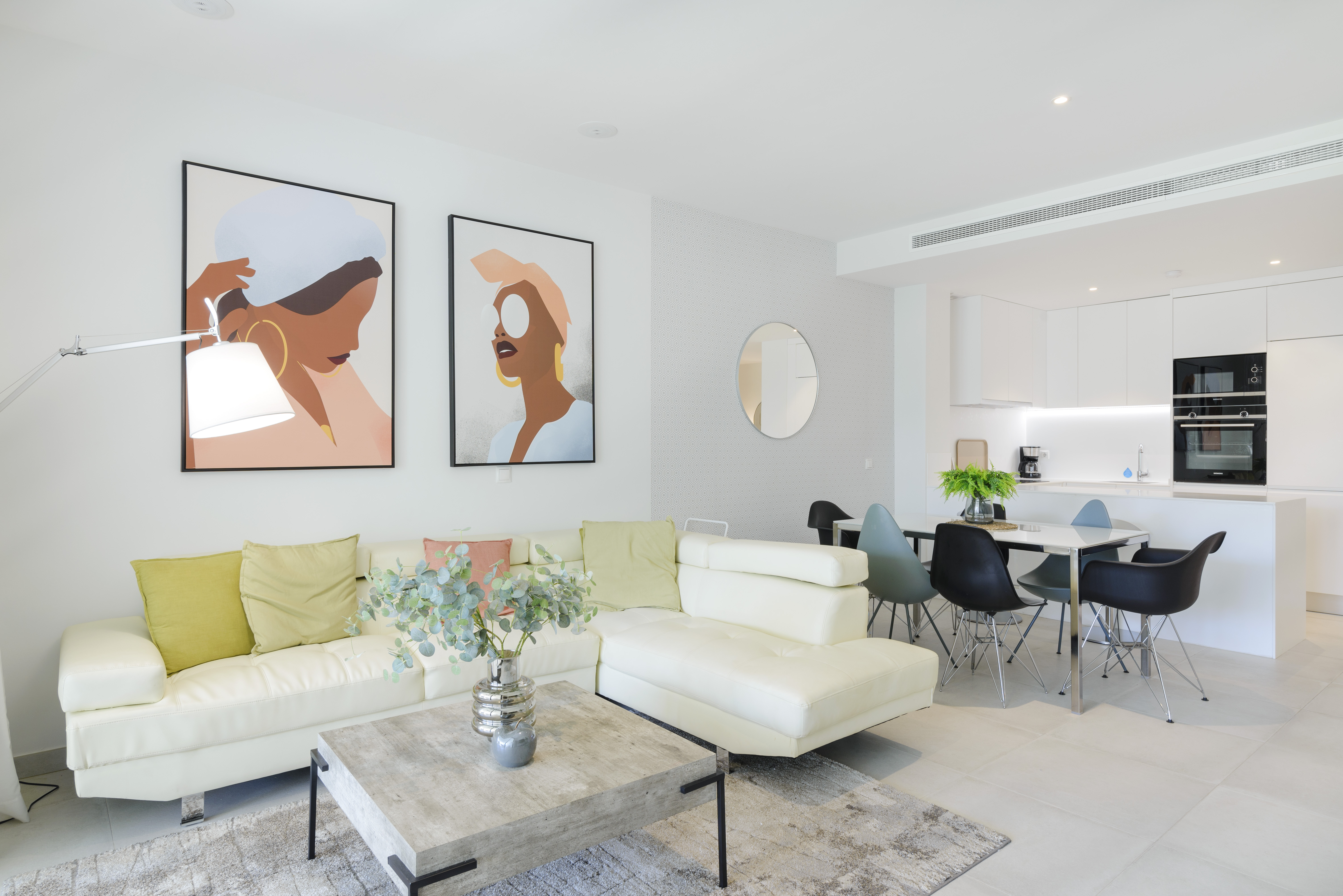 Luxury three bedroom apartment in Atalaya Golf