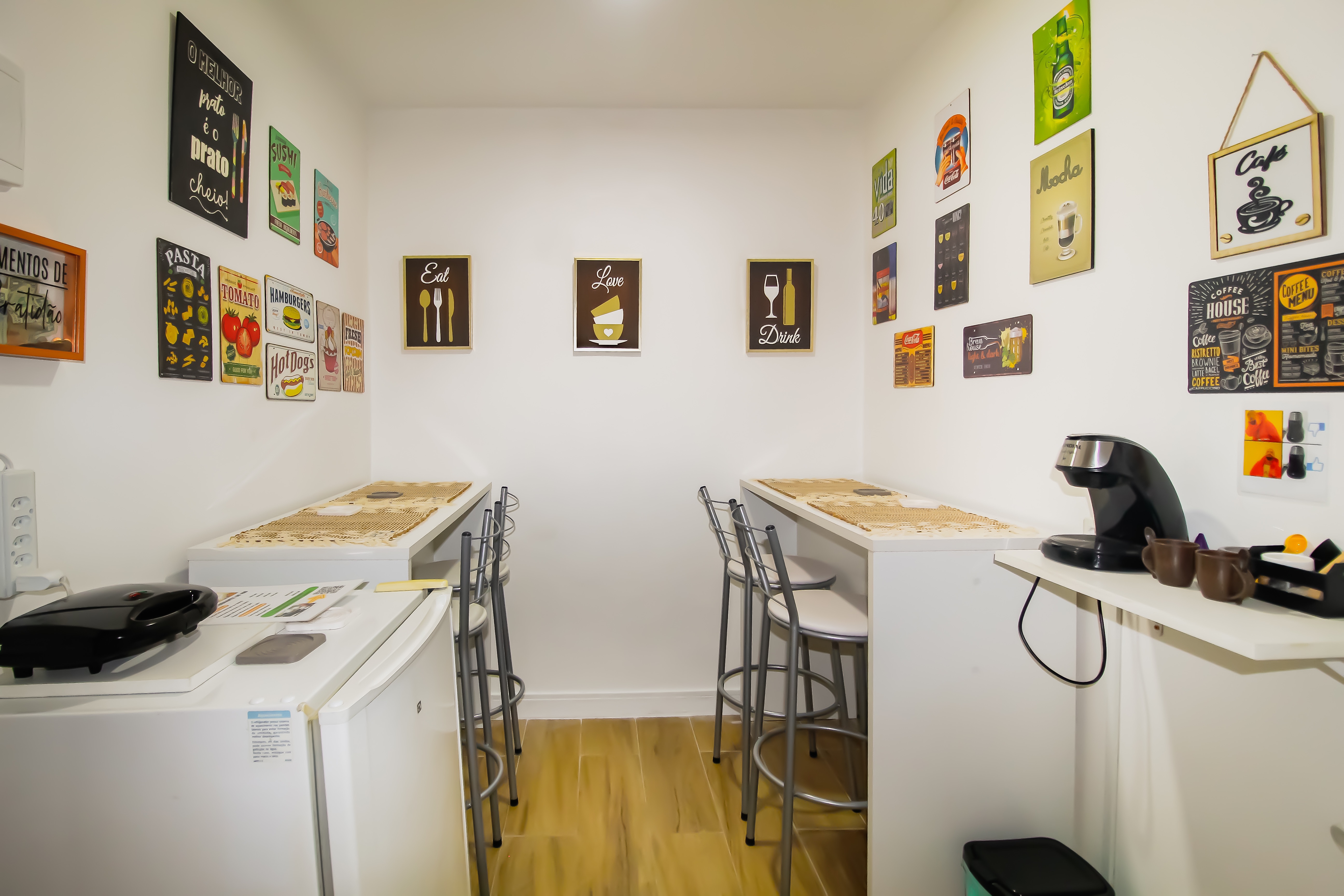 HOME IN RIO - Cinelândia (Apto novo com Wi-Fi)