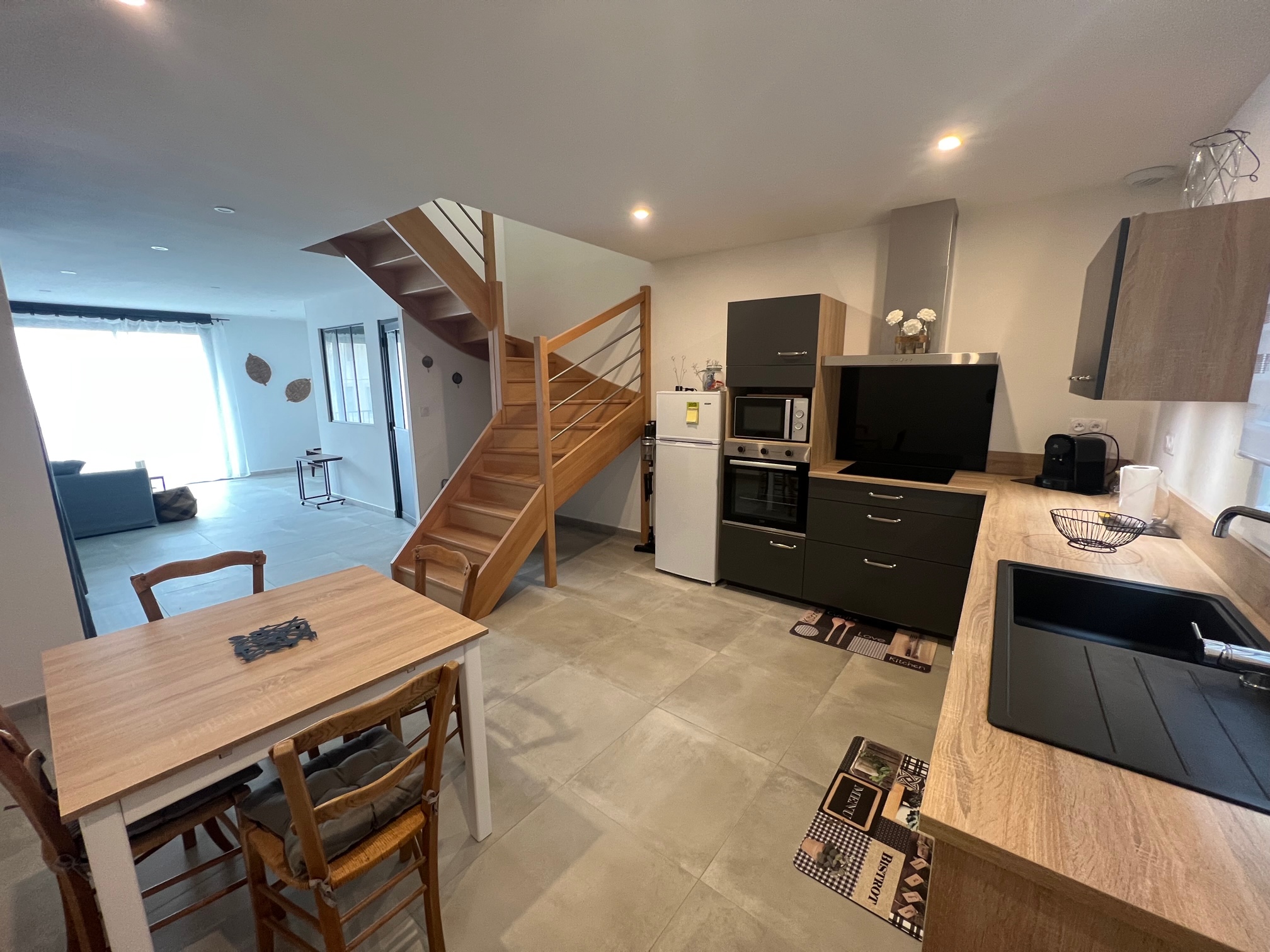 House 2 to 6 people in the heart of the village Private garage