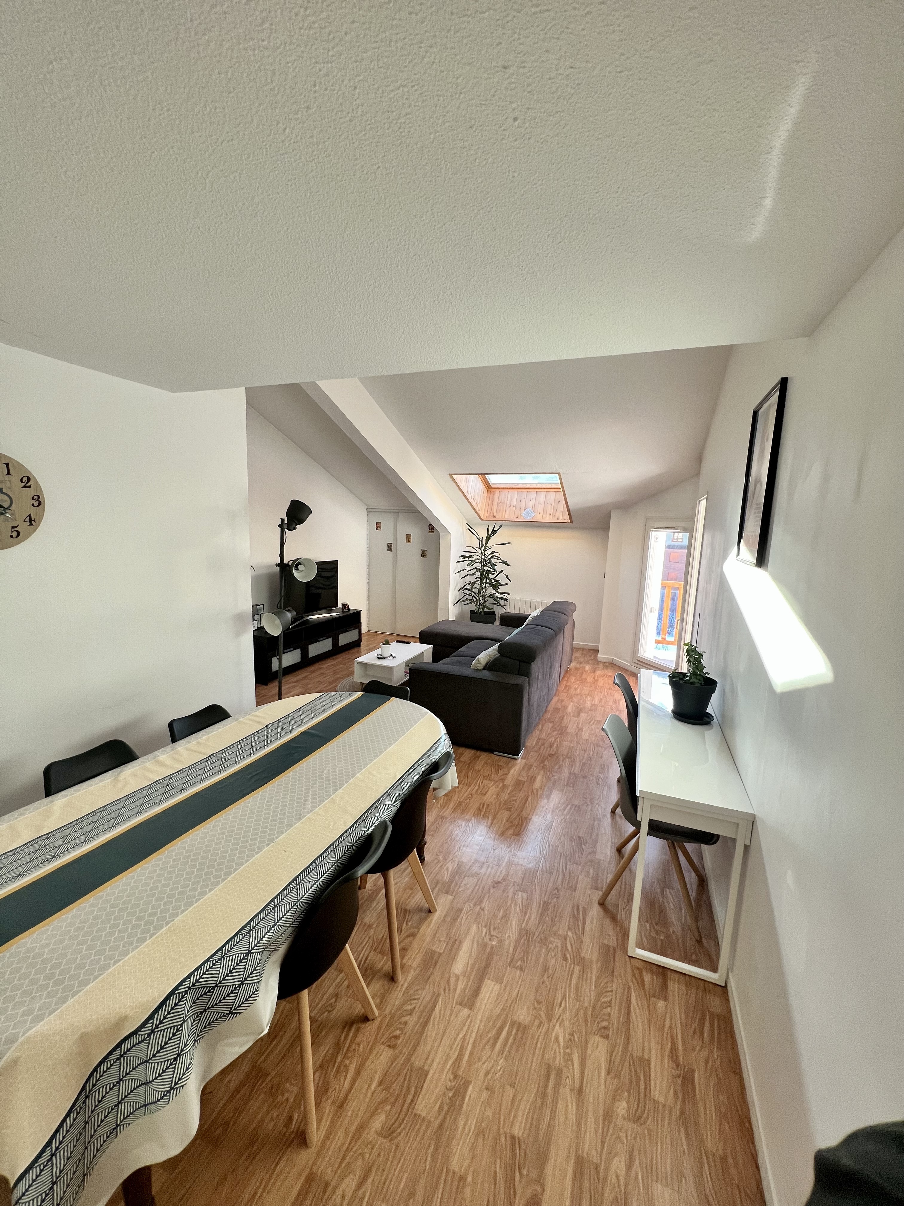 Apartment 80 m2, city center