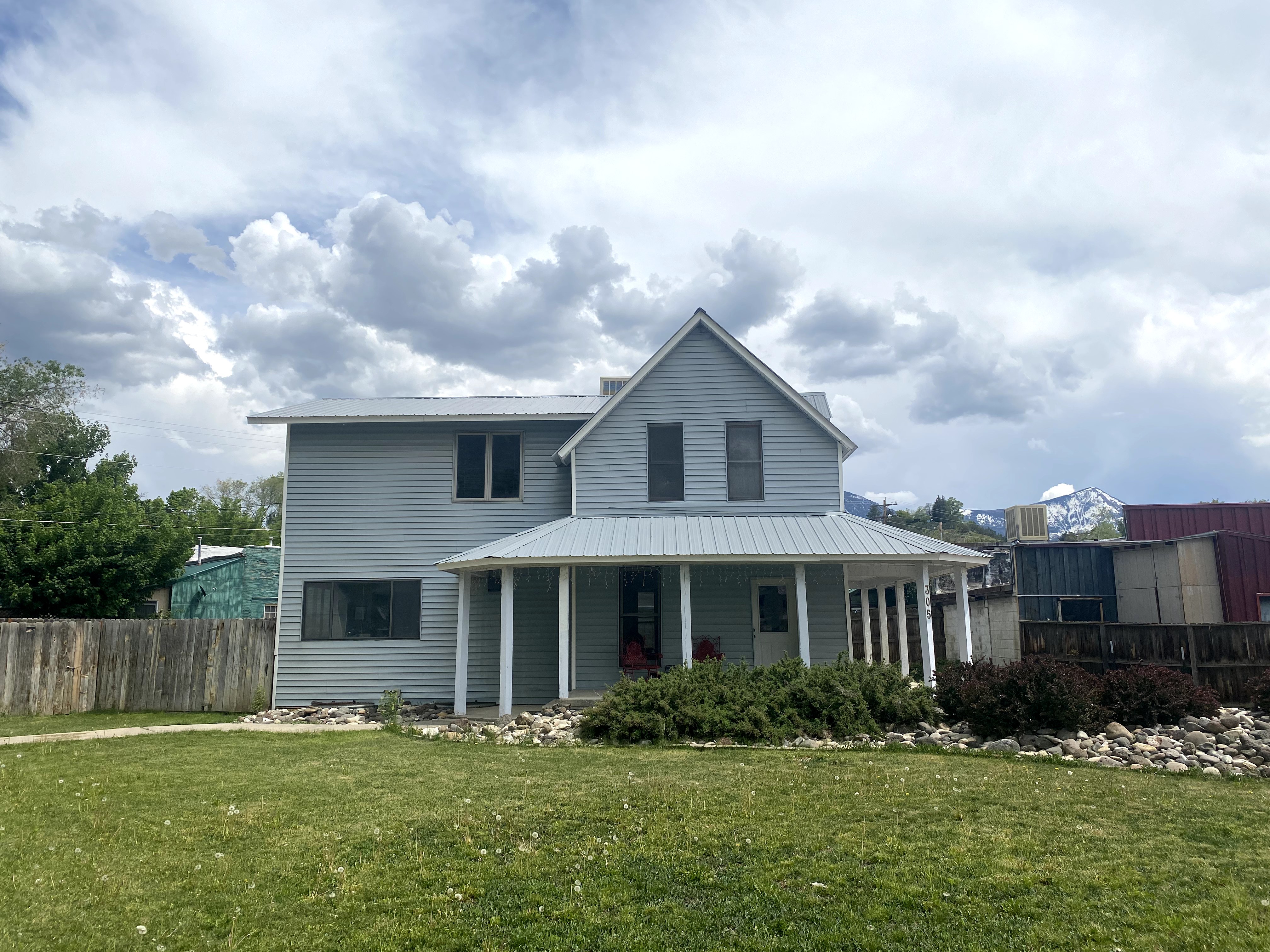 Paonia Grand Avenue House