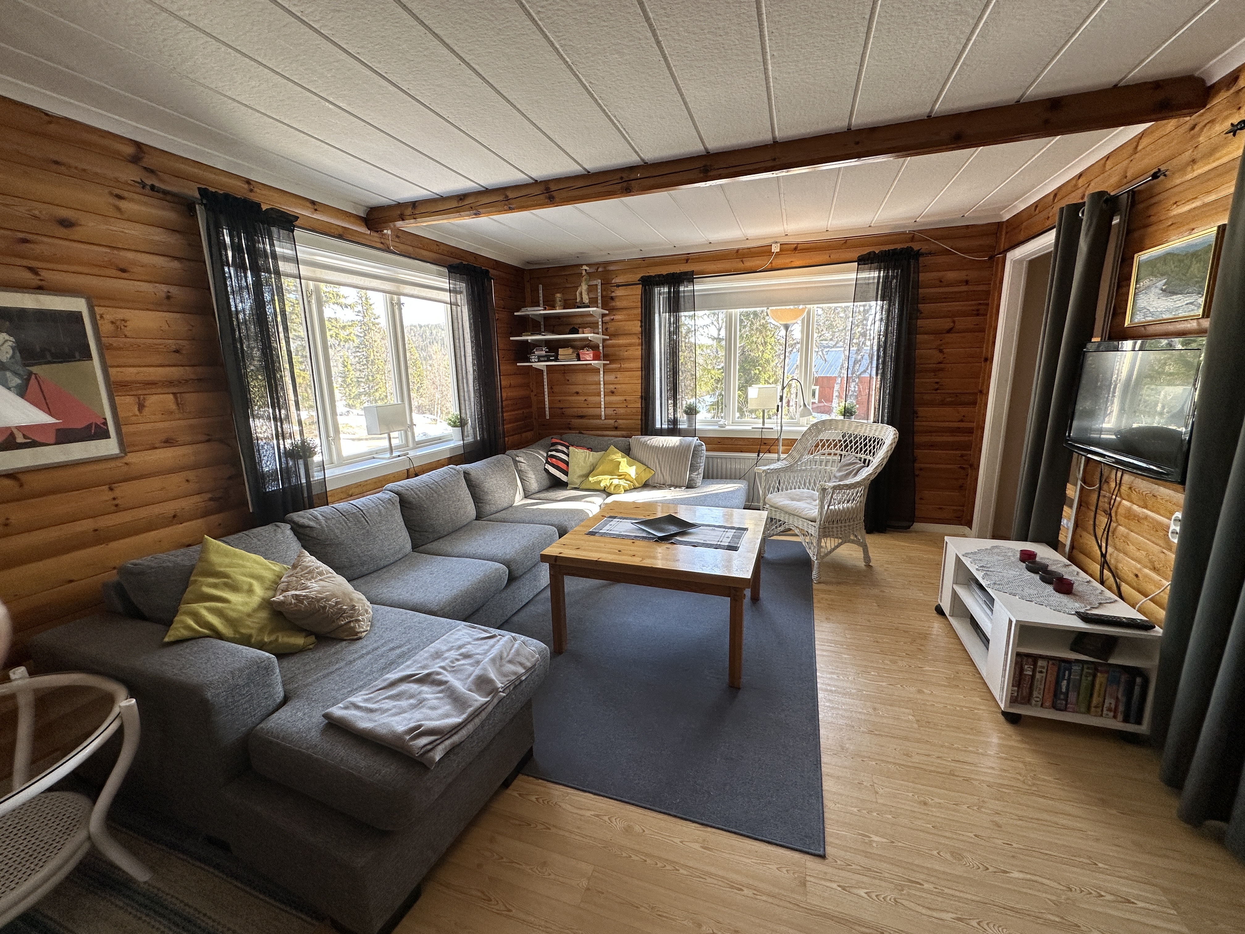 Cozy Mountain Cabin