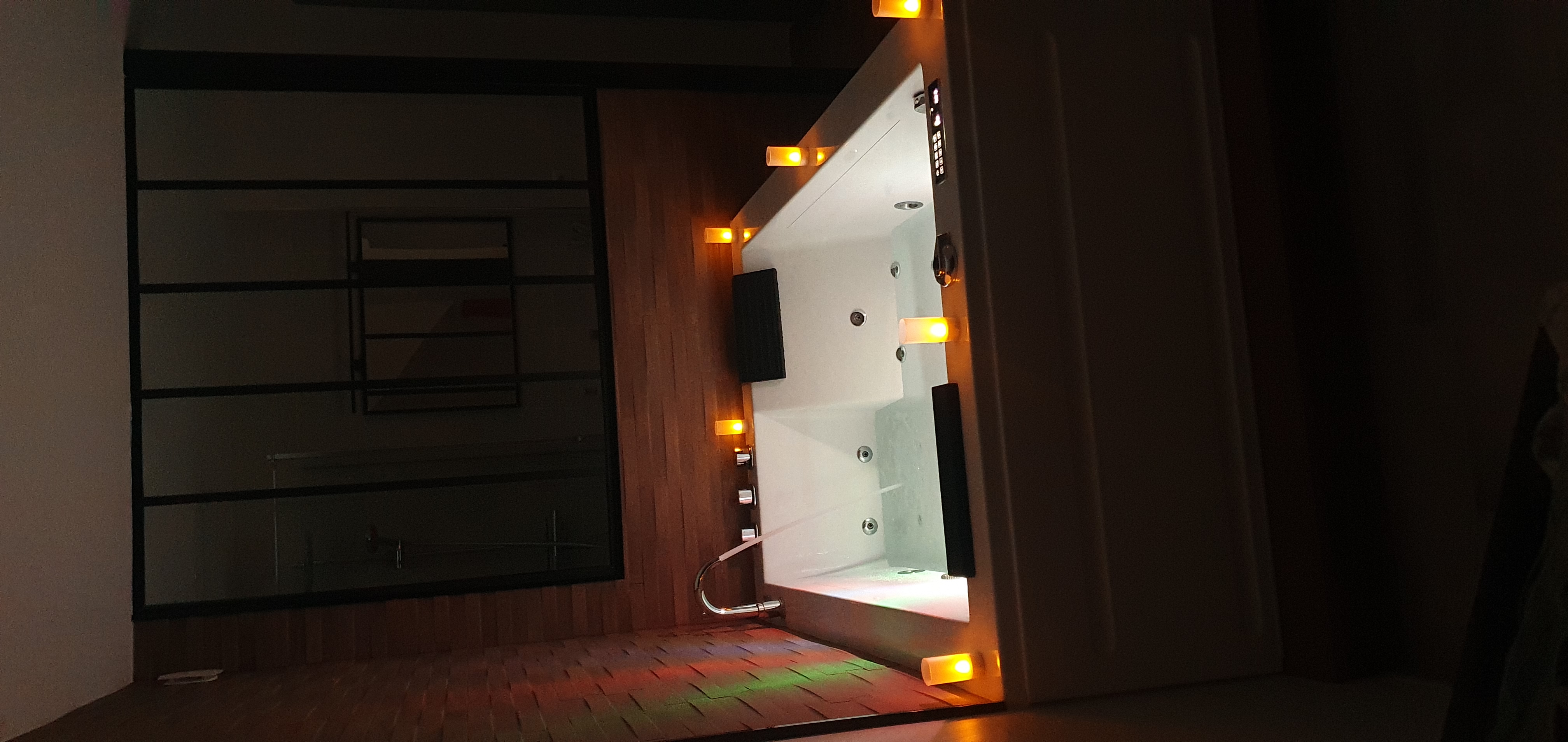 Apartment T2 Jacuzzi Castellane