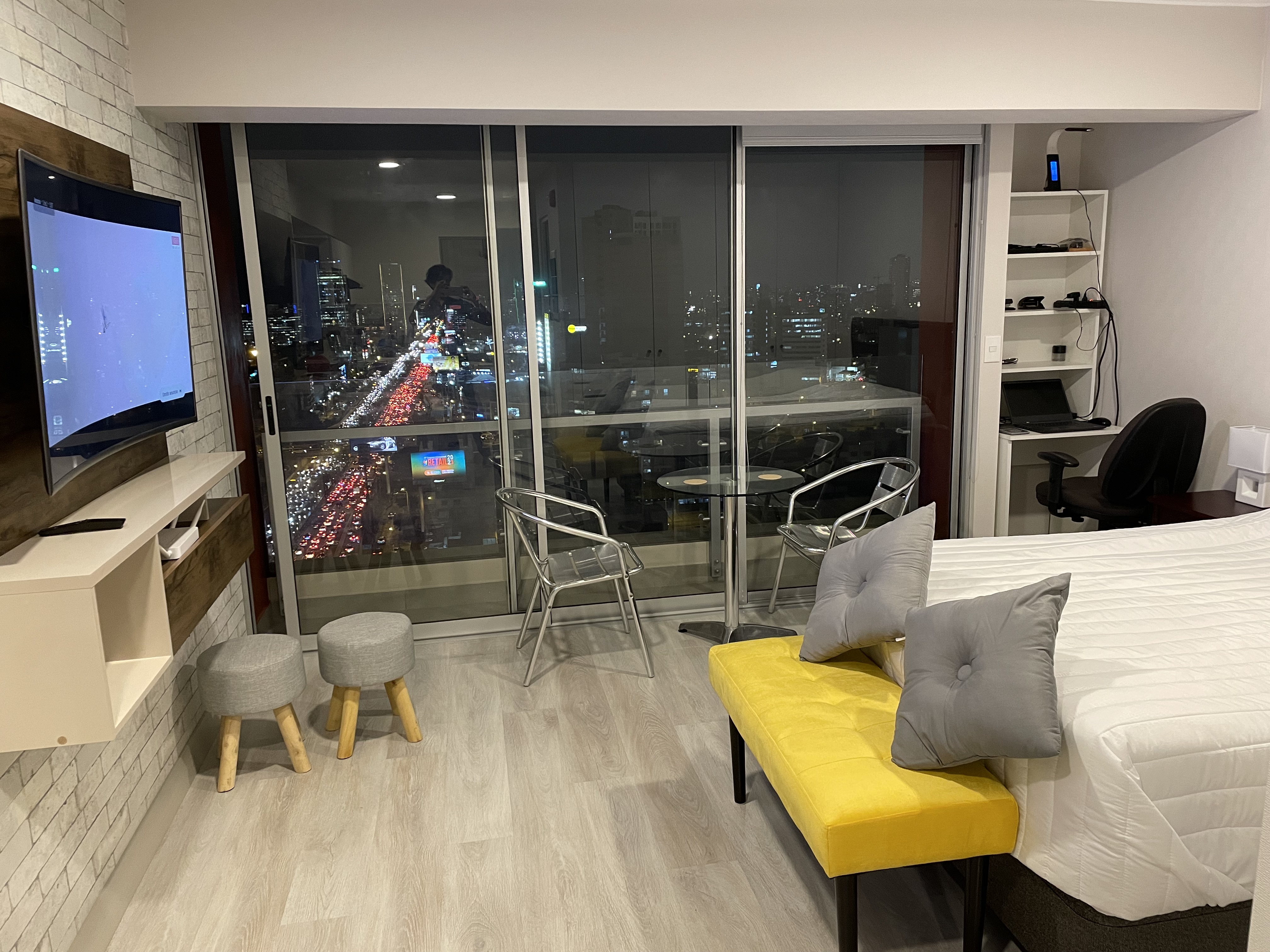 Beautiful loft at heart of Lima