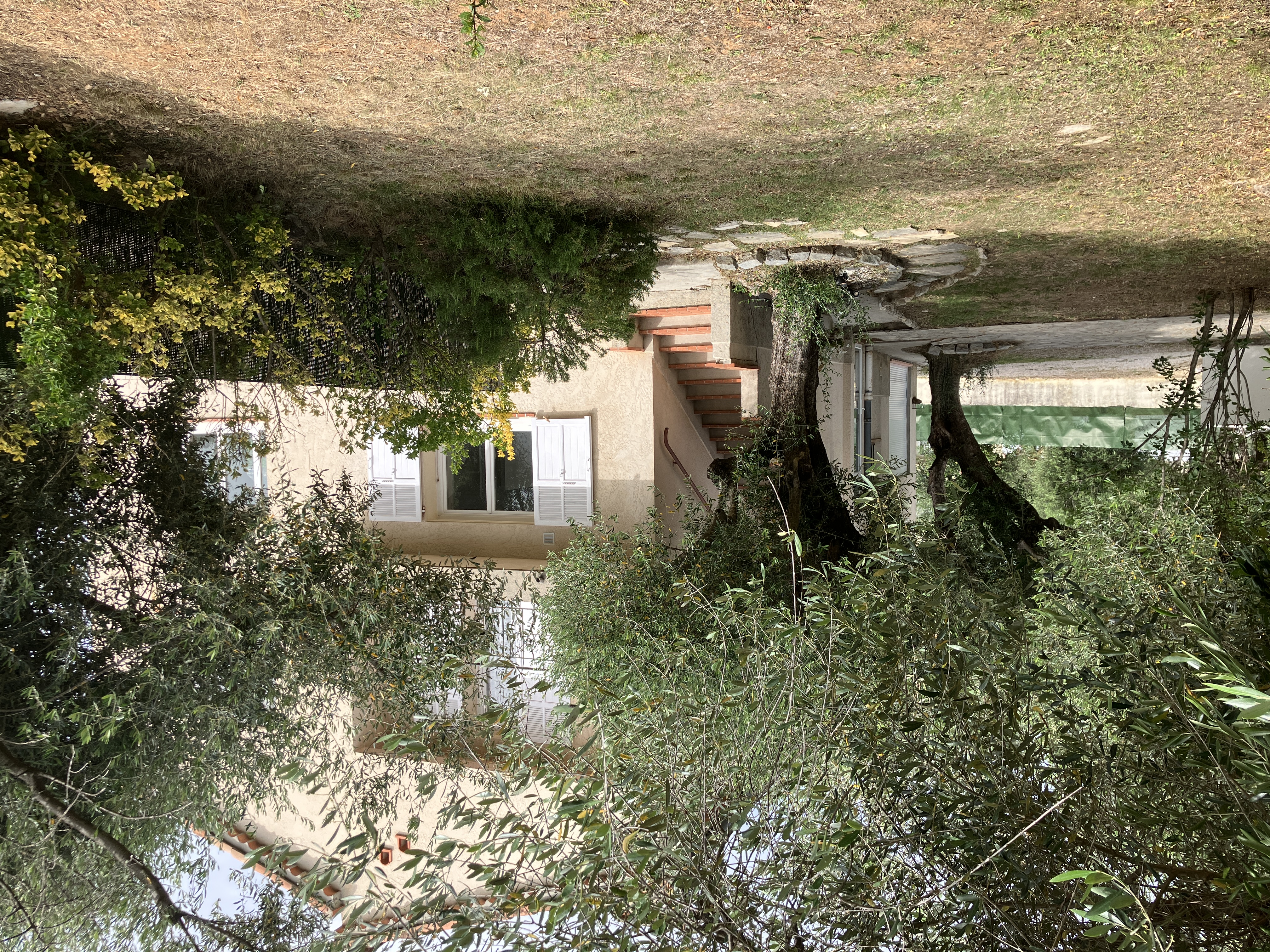 Private villa floor with pool near Nice
