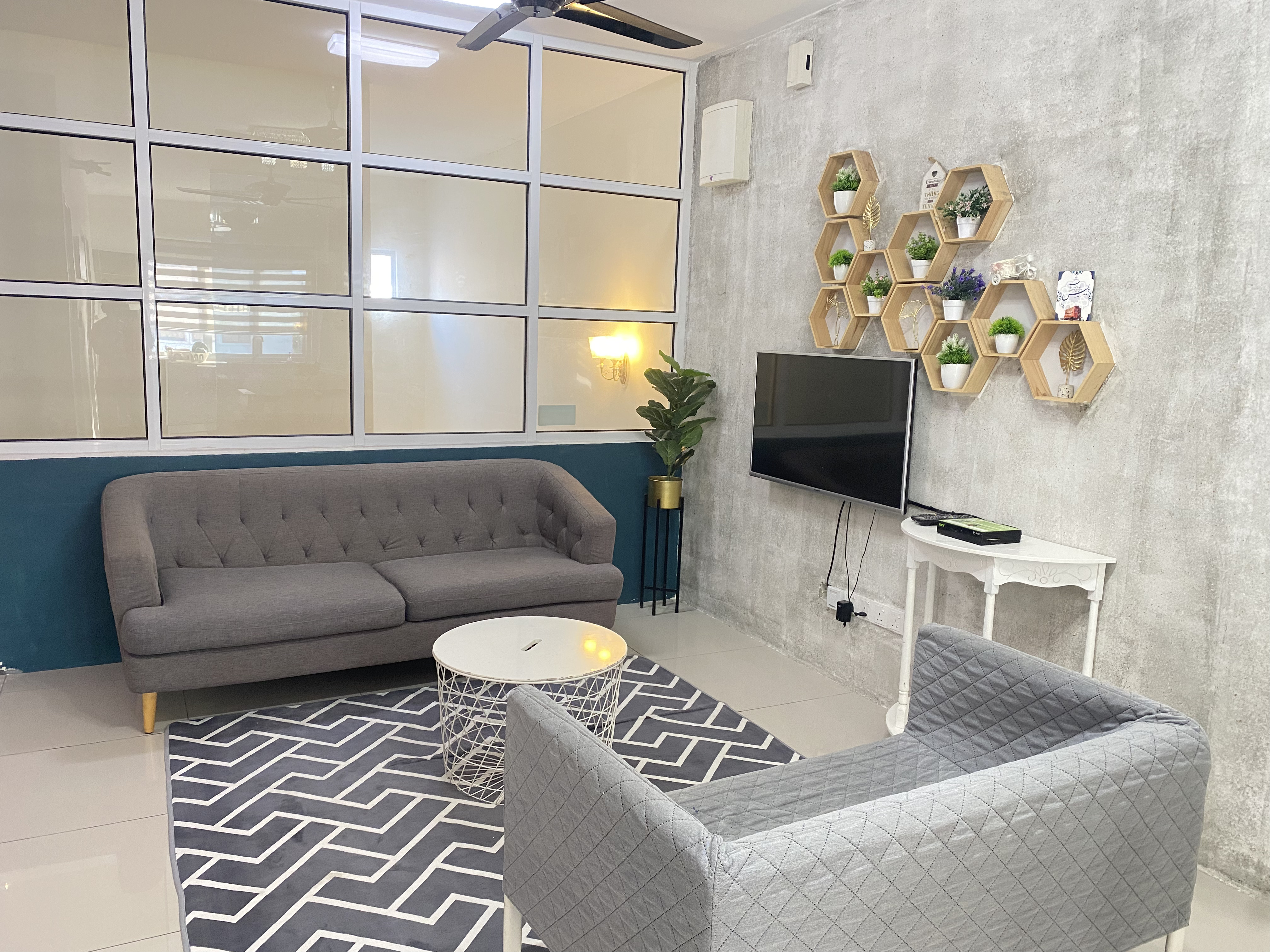 Izz Homestay Near UITM Puncak Alam