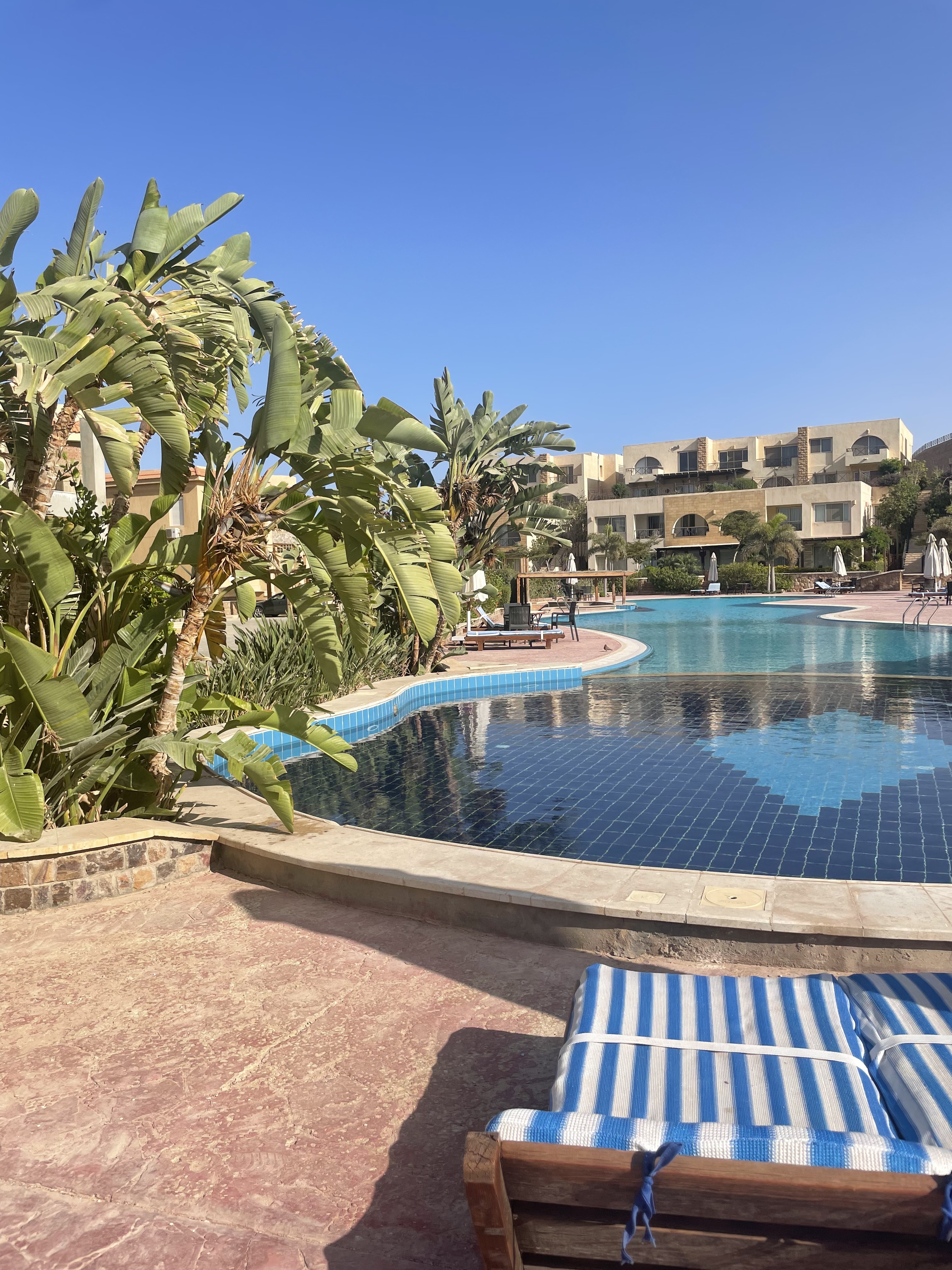 Weekend getaway to unwind - laguna bay ain sokhna
