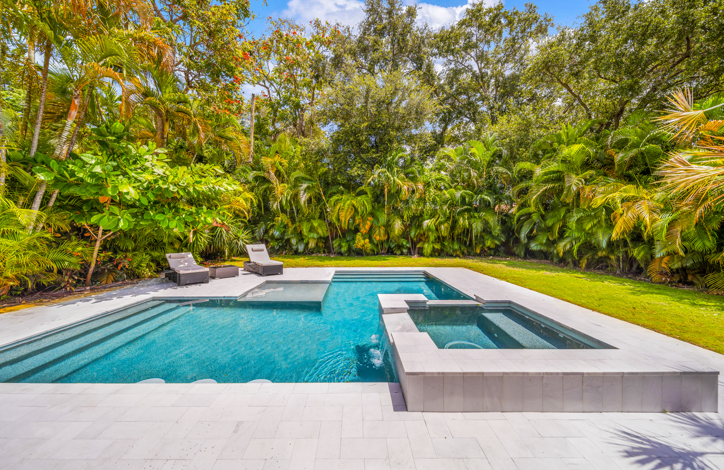 d50381cf-3dee-49ed-b2f4-