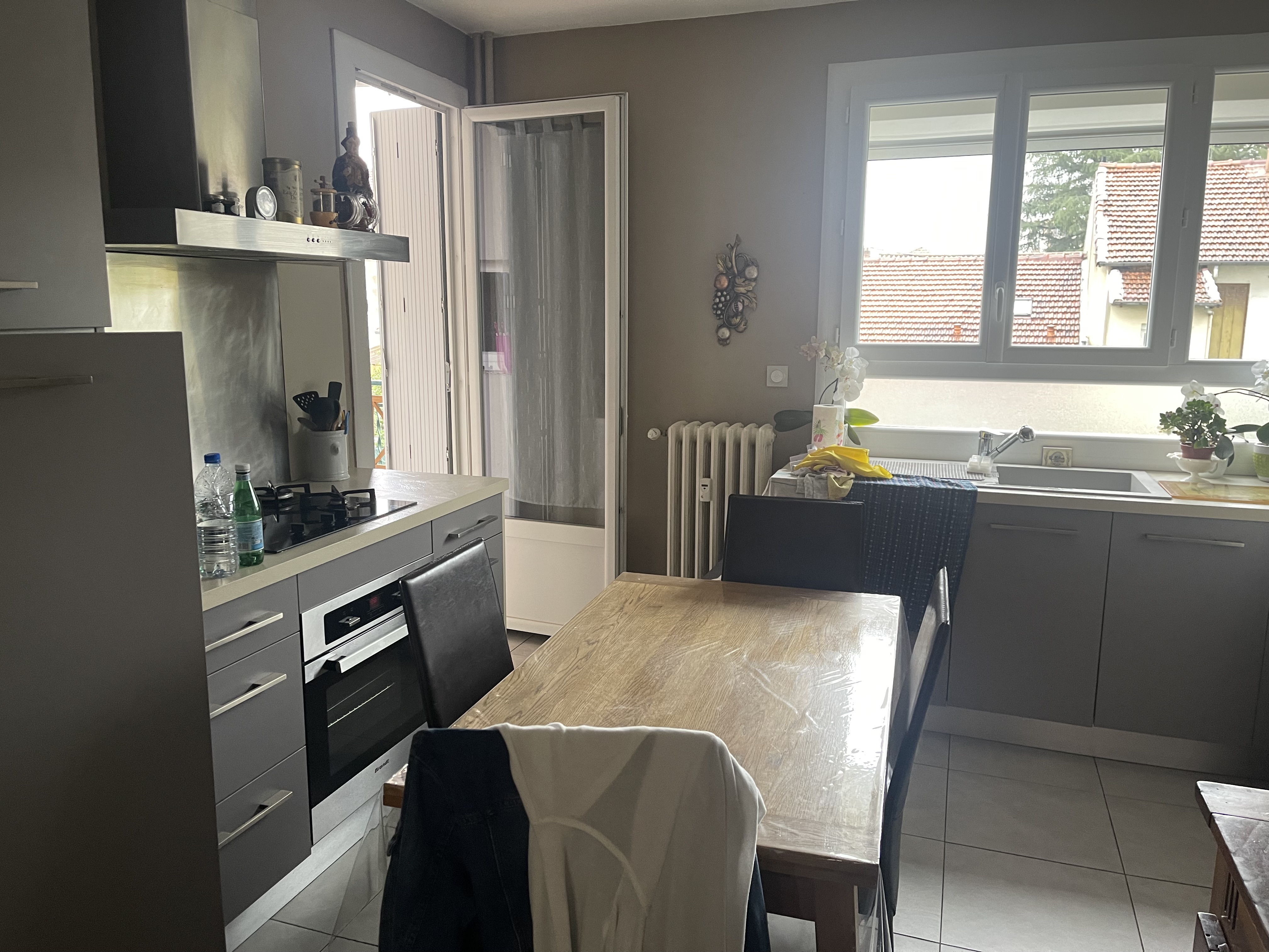 T3 apartment, city center.