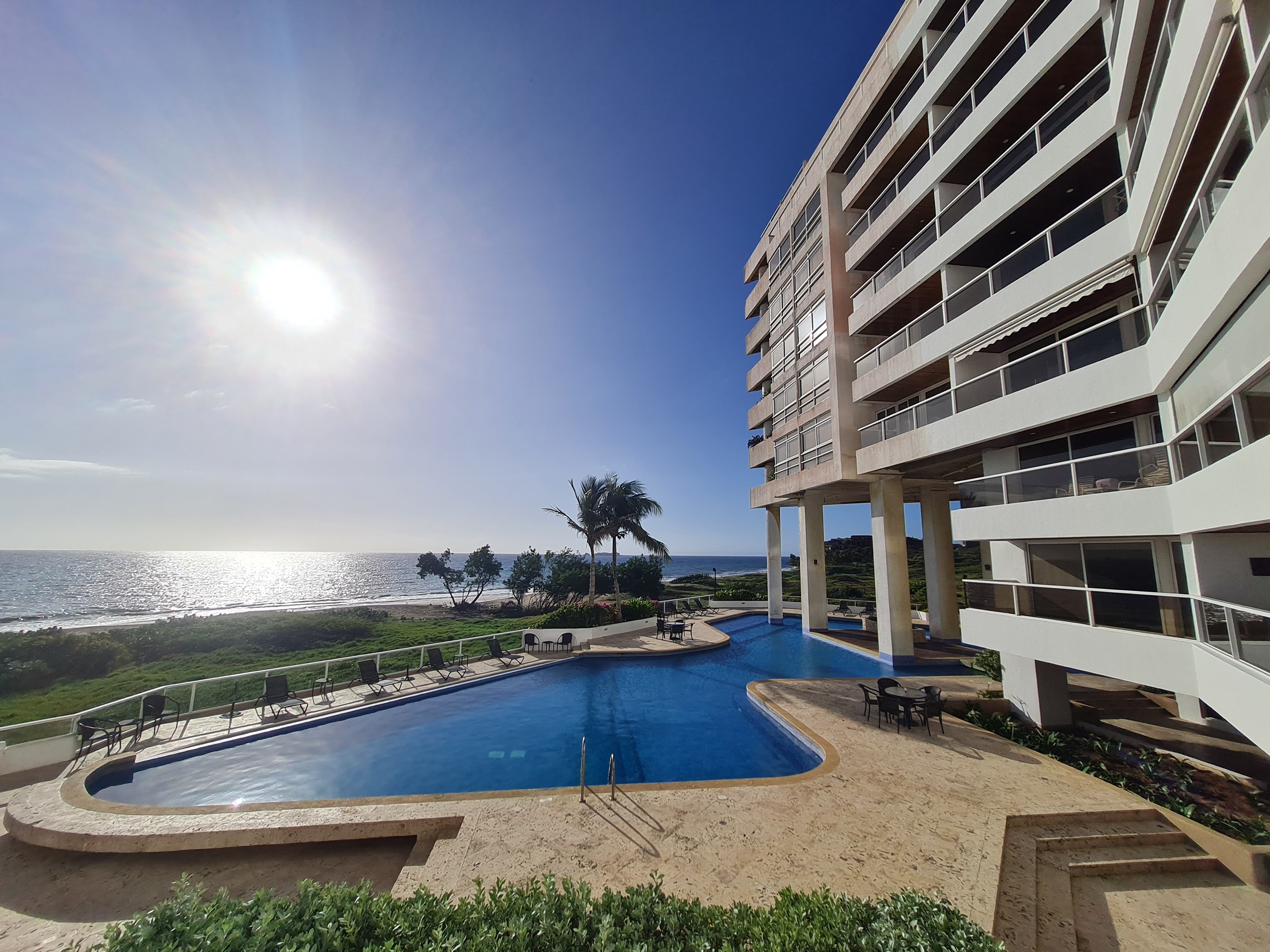 Hermoso Apartamento, direct access to Playa Moreno