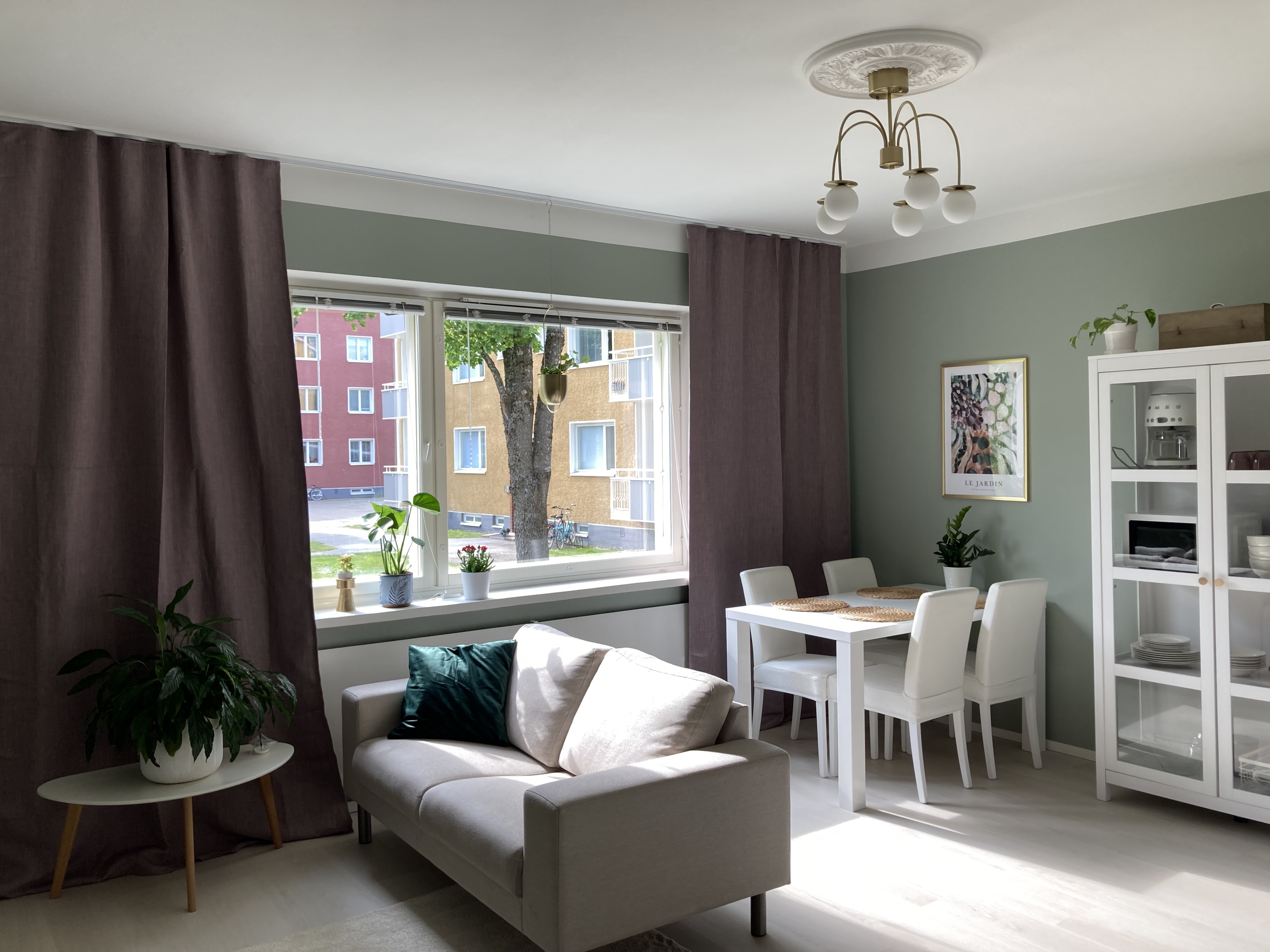 Elegant one-bedroom apartment near the center