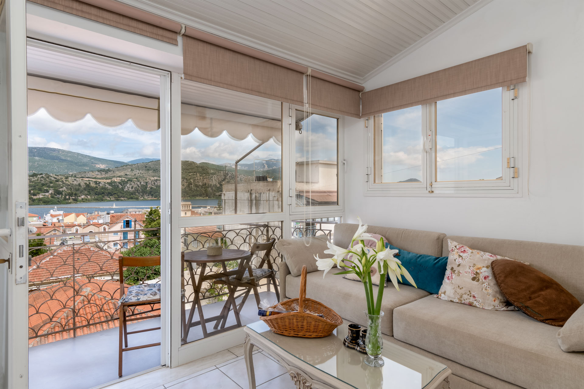 Superb downtown flat with sea-view