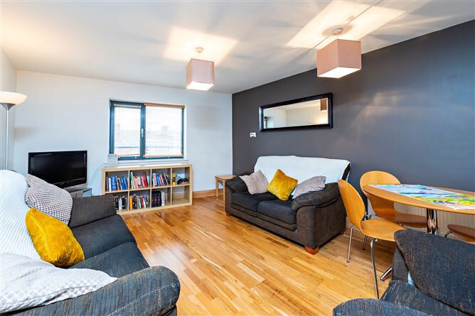Central Apartment Double Room En-suite