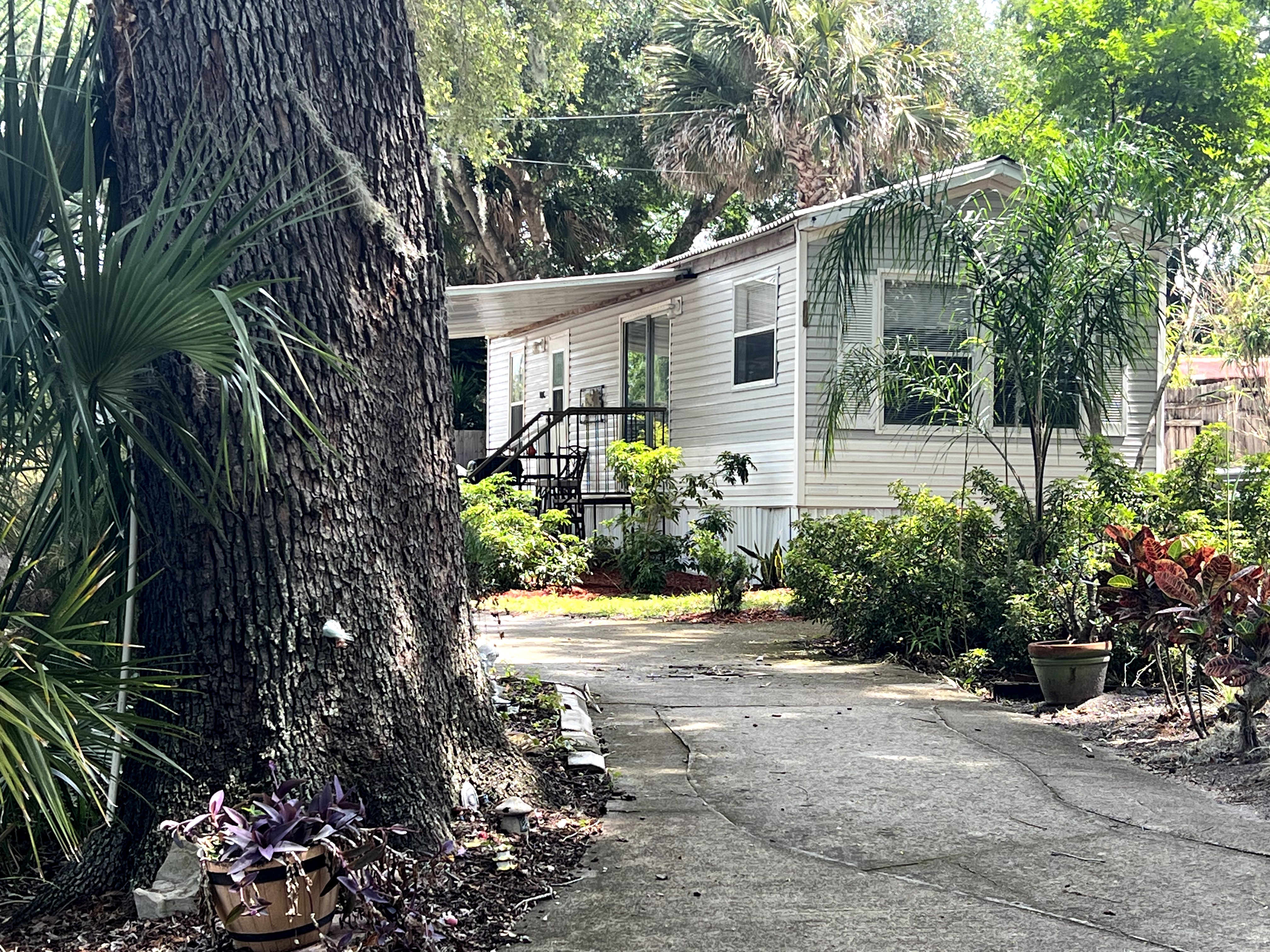 Waterfront cottage Haynes Creek