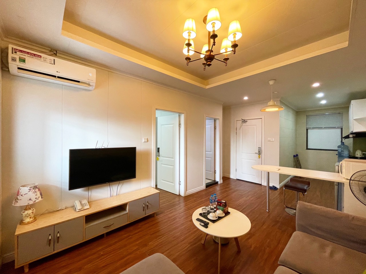 One Bedroom Apartment