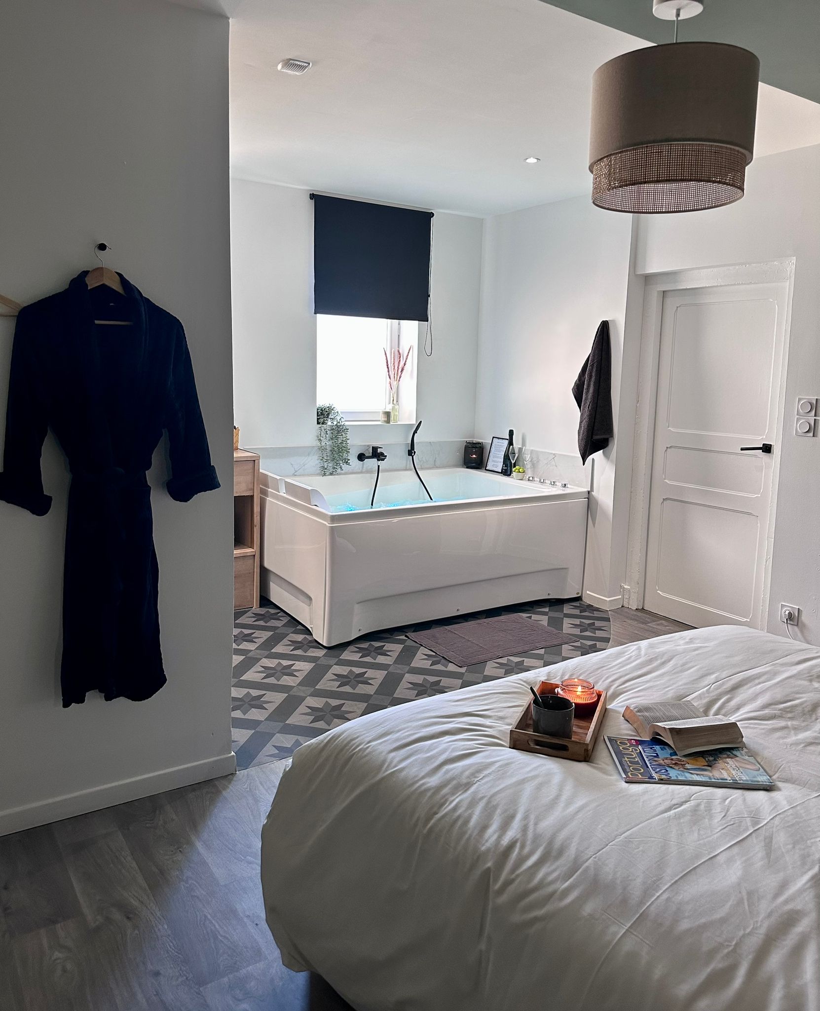 Balnéo apartment for 2, city center, parking