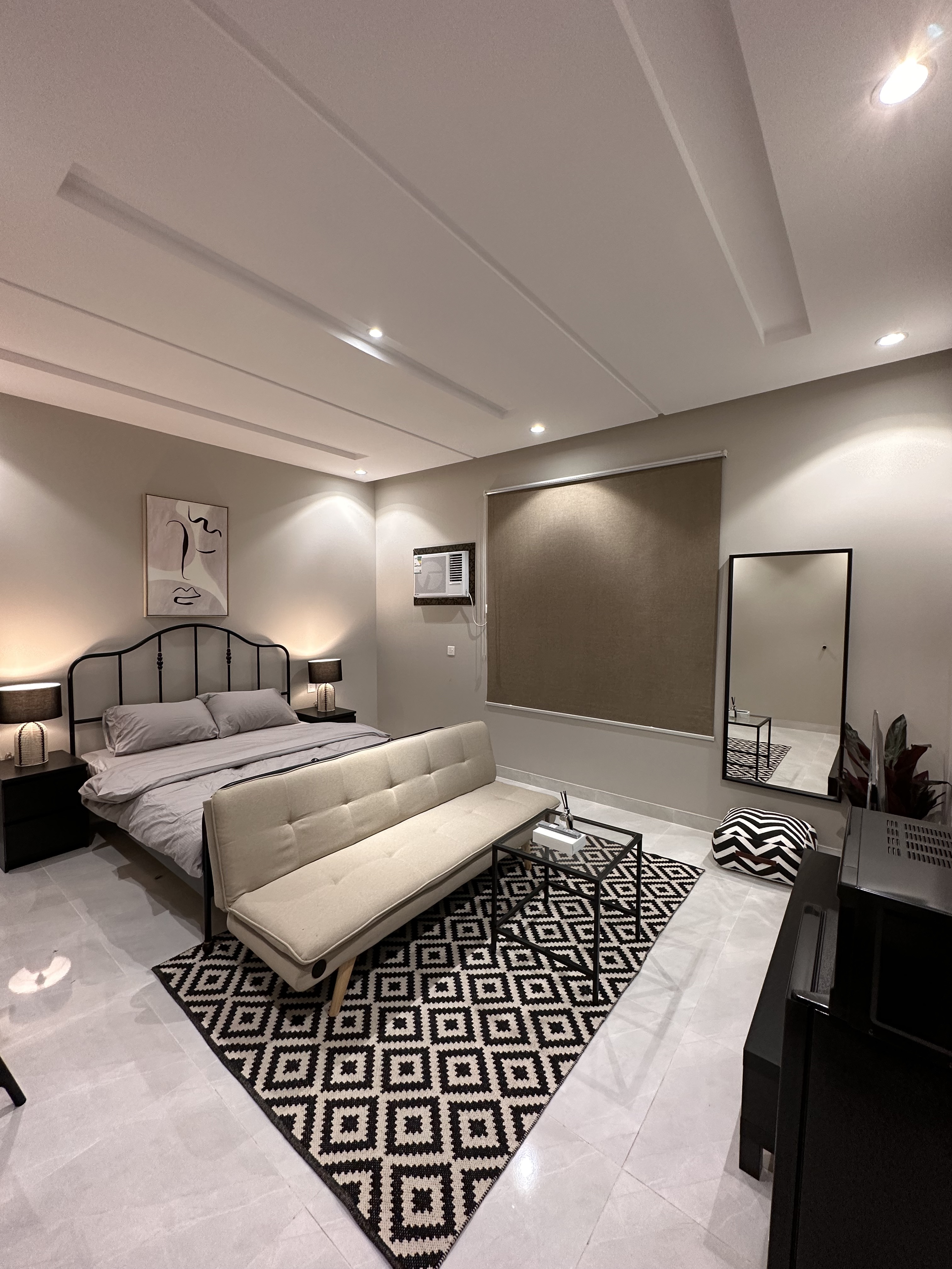 Studio near Airport Self Entry 1