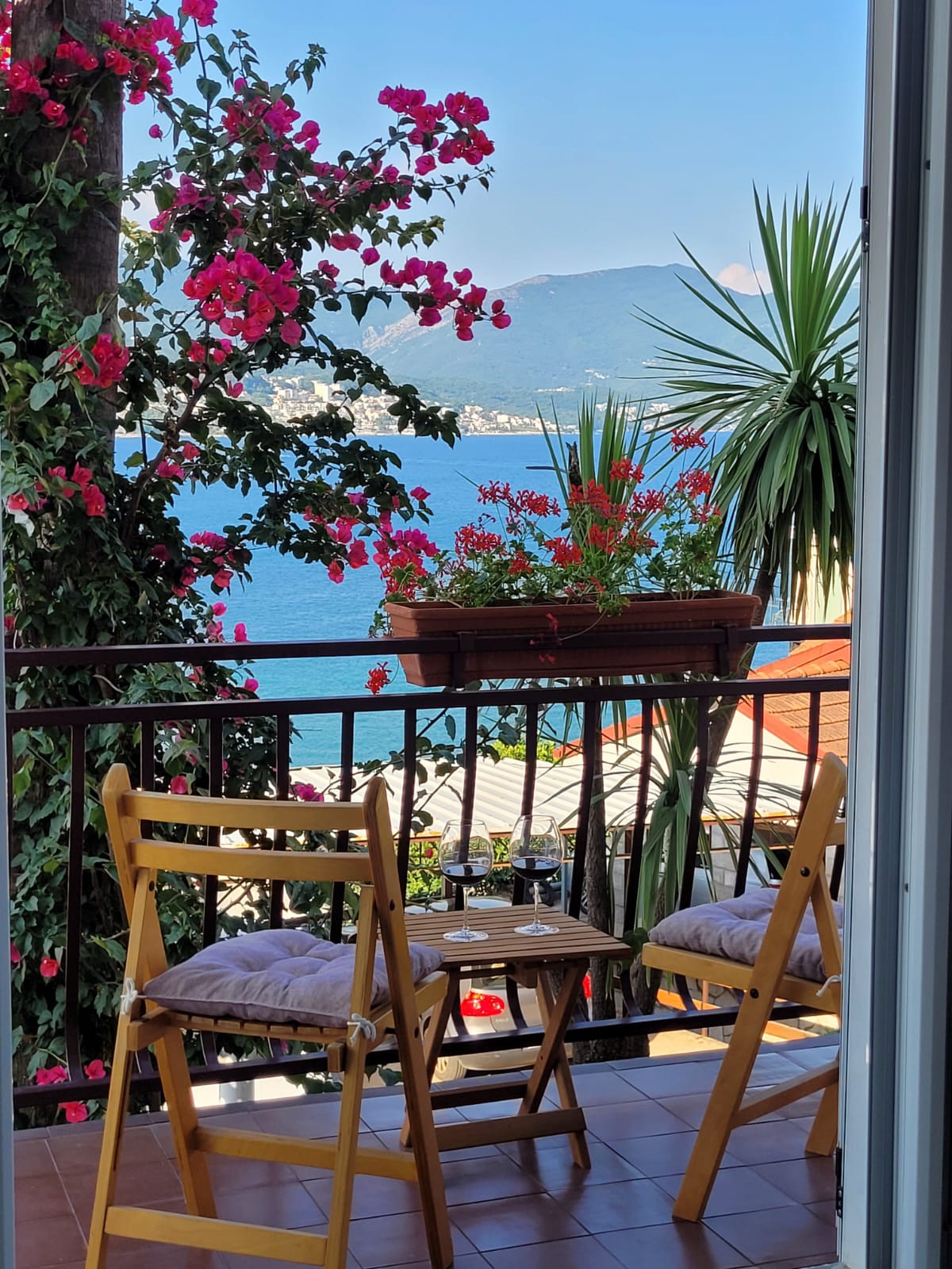 Room with sea view IV and priv. bathroom