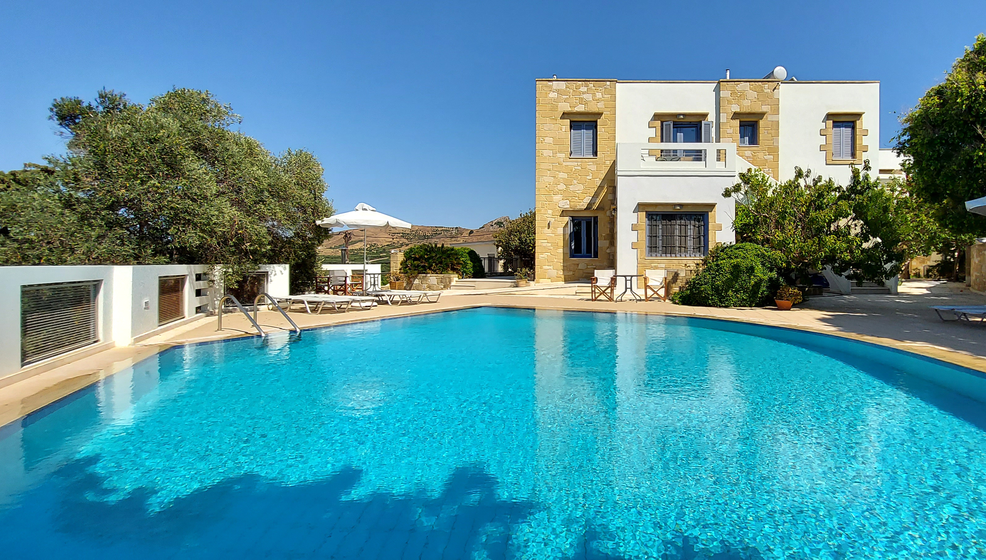 THEALIA apt.with pool- (ΘΕΑΛΙΑ) in Κισσάμου, Crete