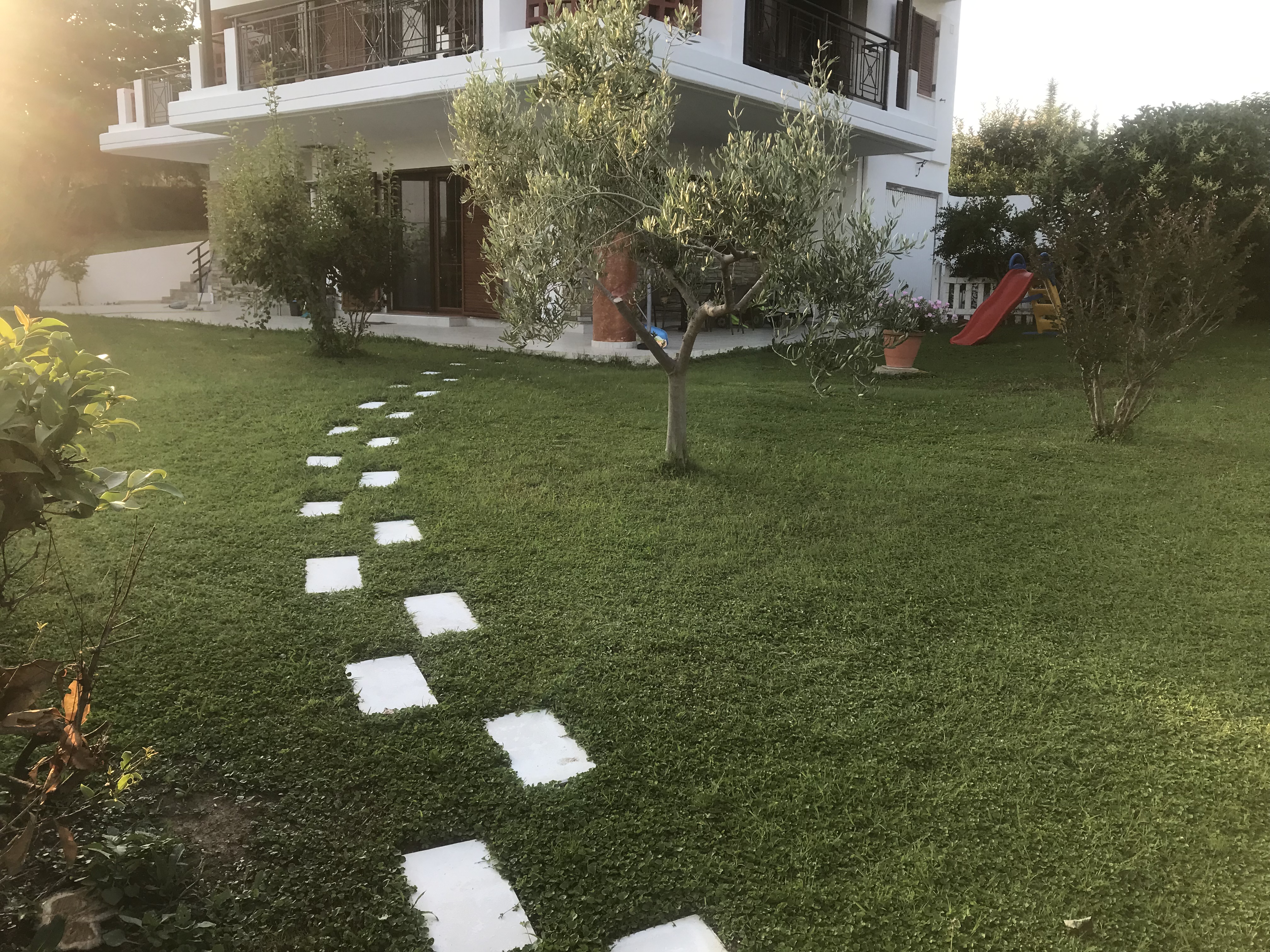 Theoni’s country house with garden and sea view