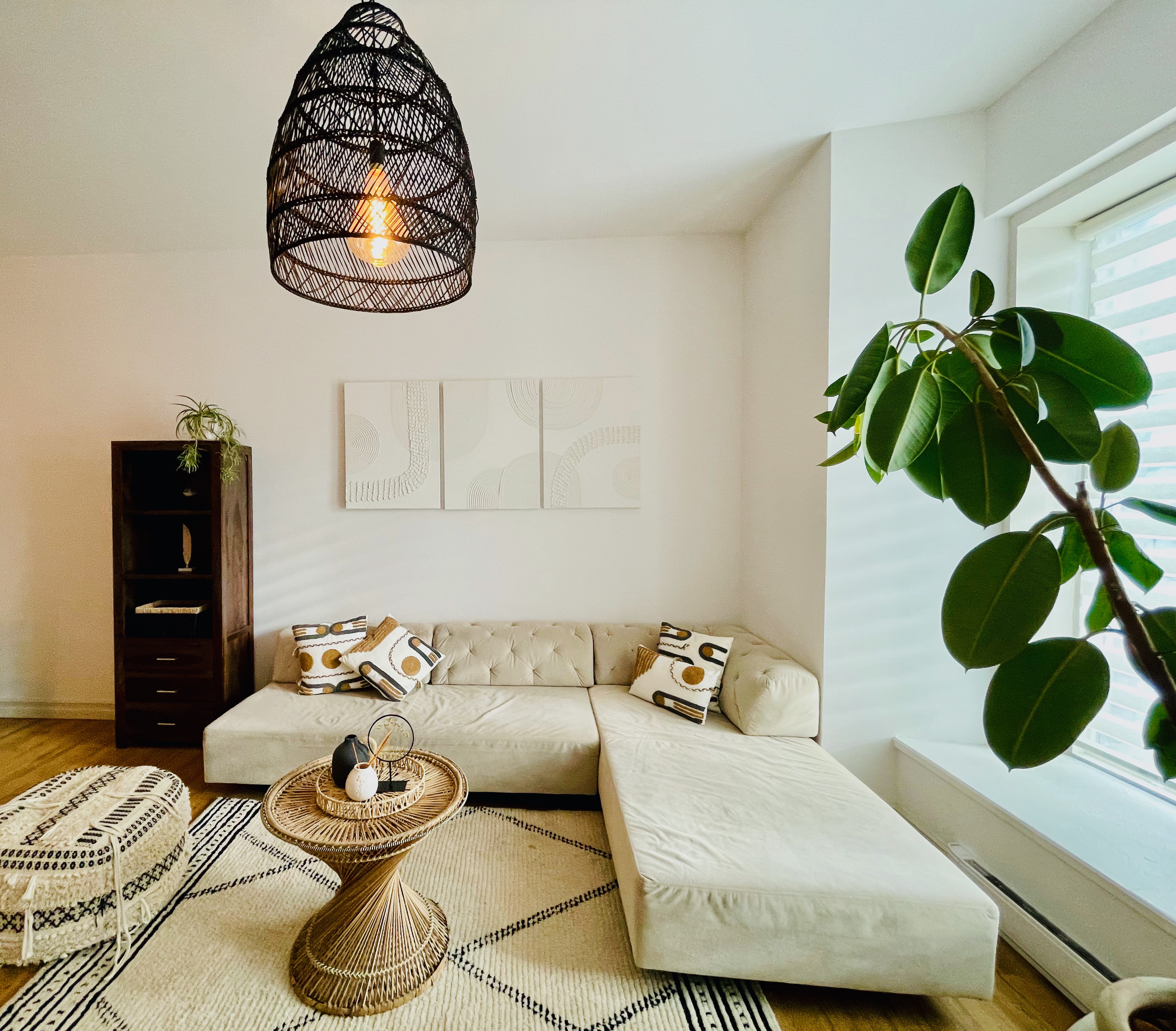 St-Denis street, Modern, 2BR/1 BTH