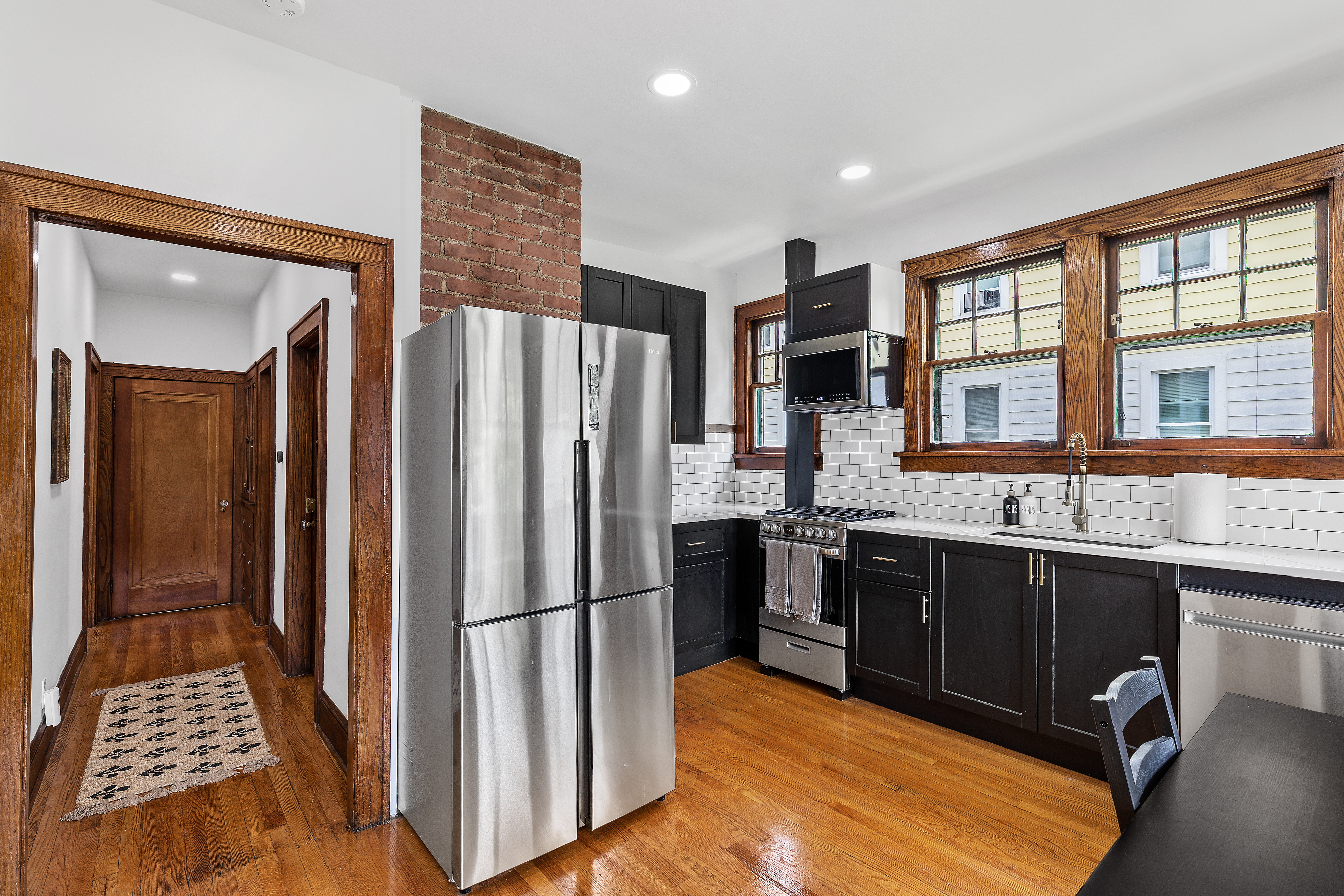 Newly Renovated Gem in Melrose - Pet Friendly in THIRTEENTH WARD, Albany